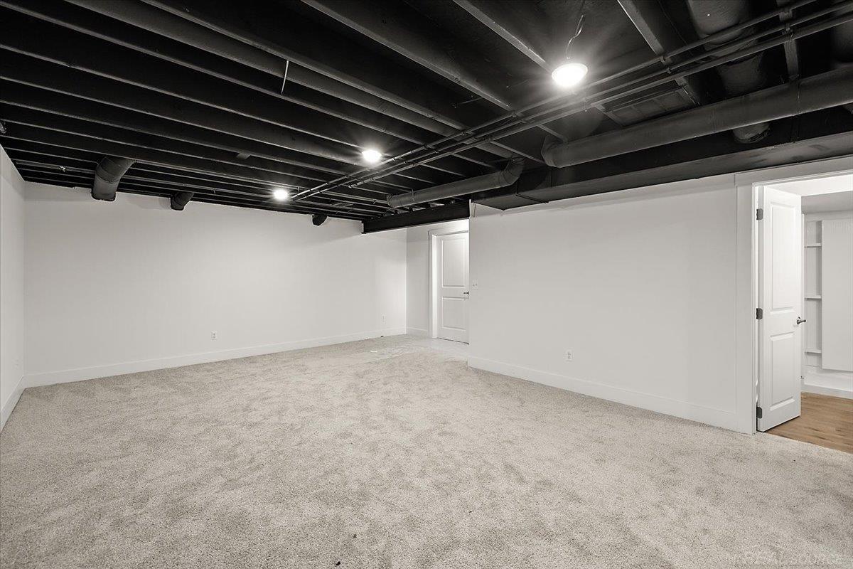 1712 W 12 Mile Road, Royal Oak, MI, 48073