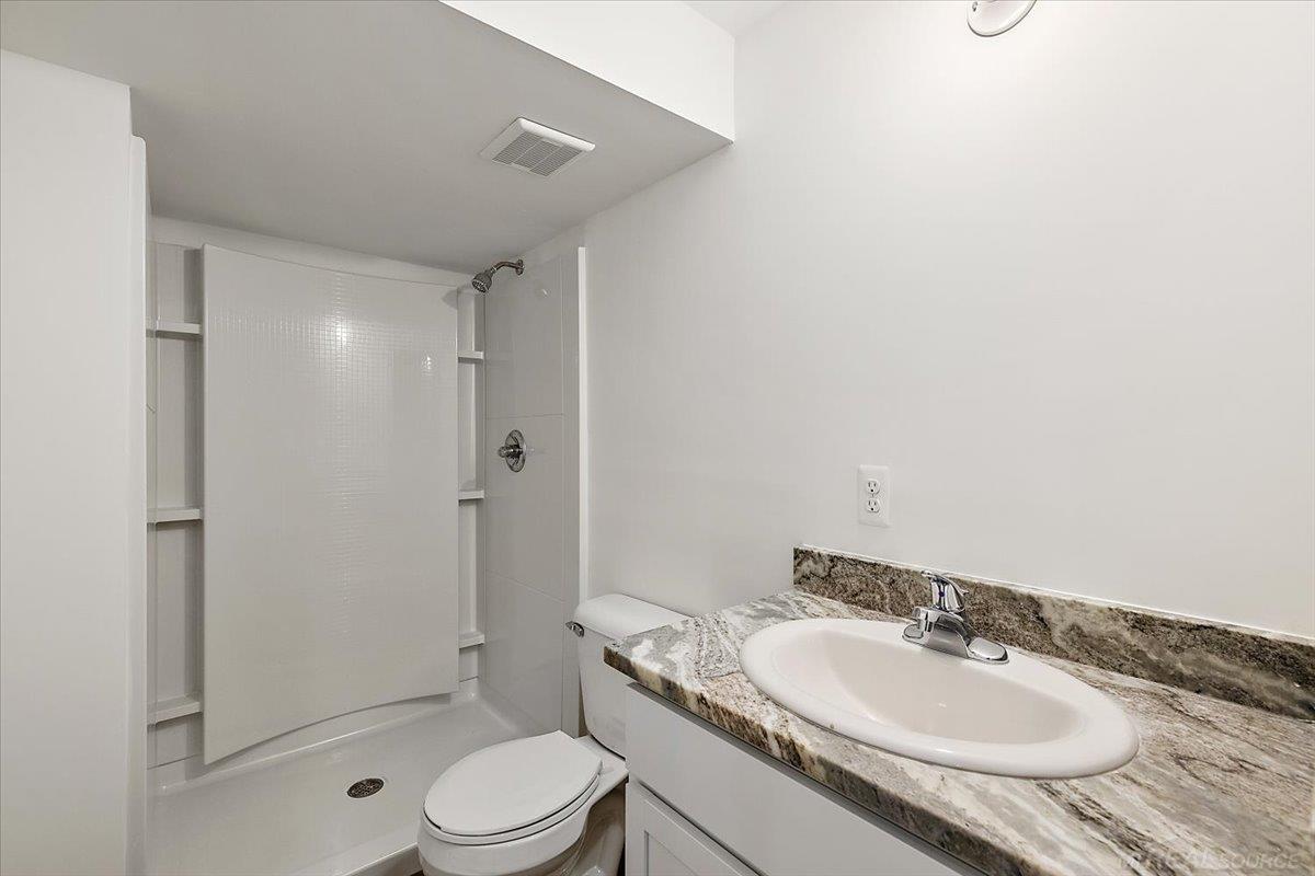 1712 W 12 Mile Road, Royal Oak, MI, 48073