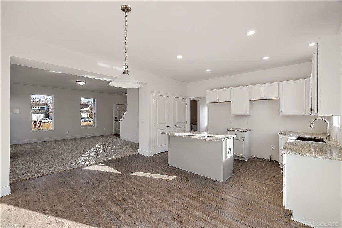 1712 W 12 Mile Road, Royal Oak, MI, 48073