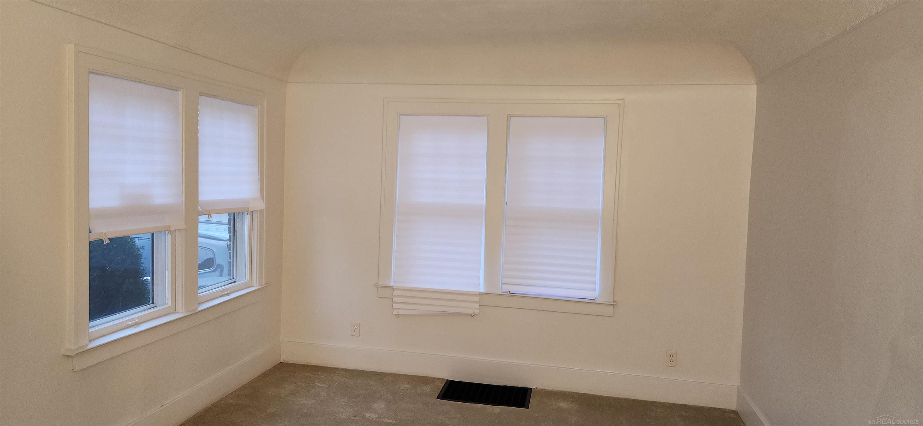 8110 Chalmers Avenue photo 27