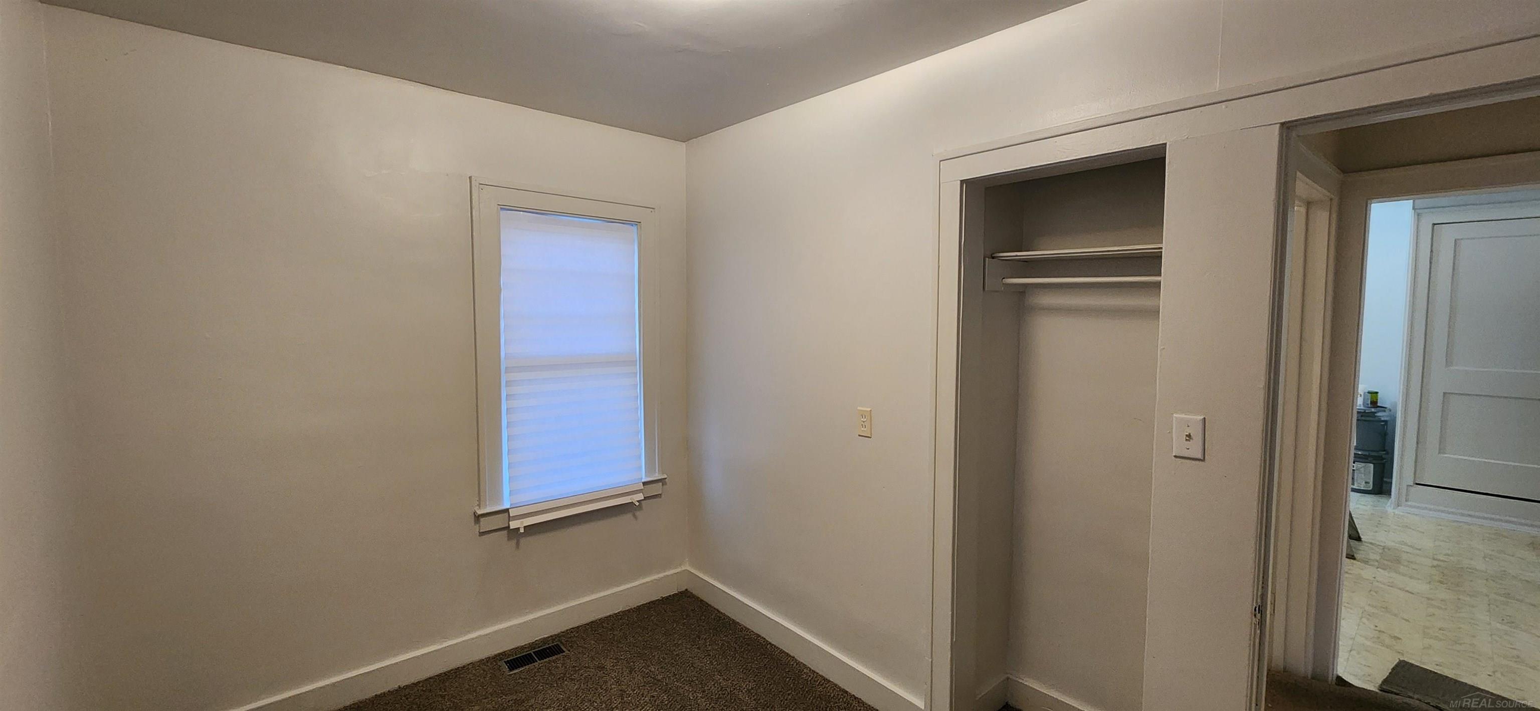 8110 Chalmers Avenue photo 29