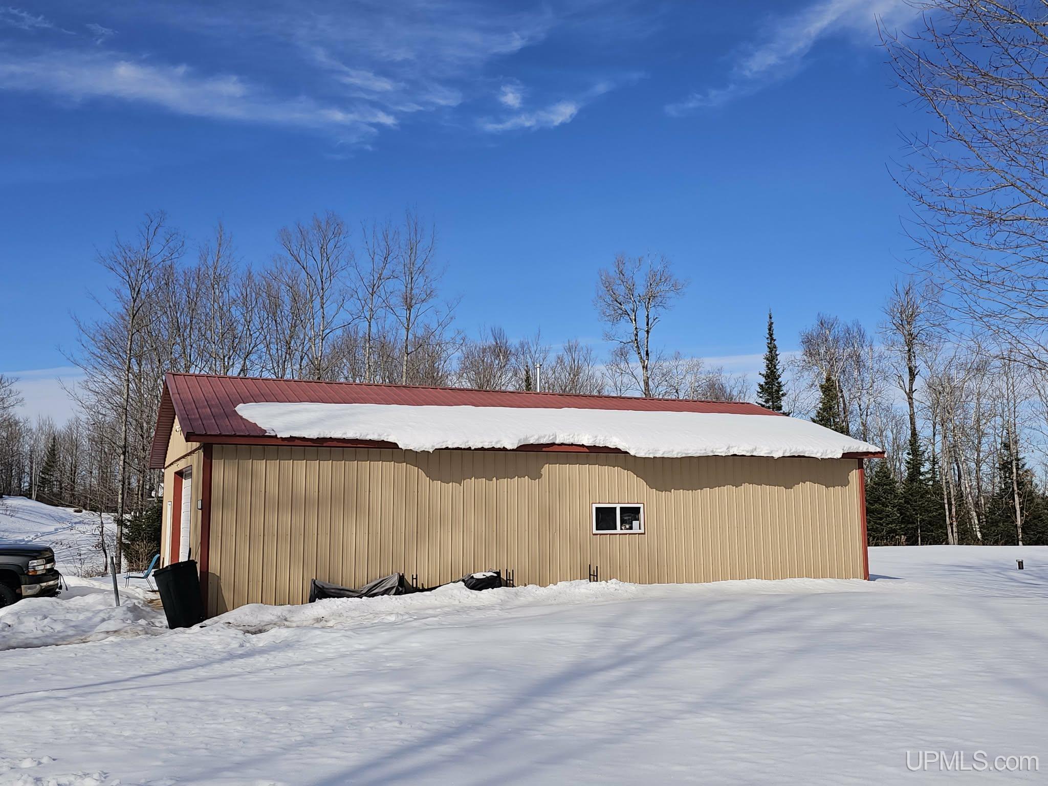 7990 W Herzog Road, Iron Mountain, MI, 49801