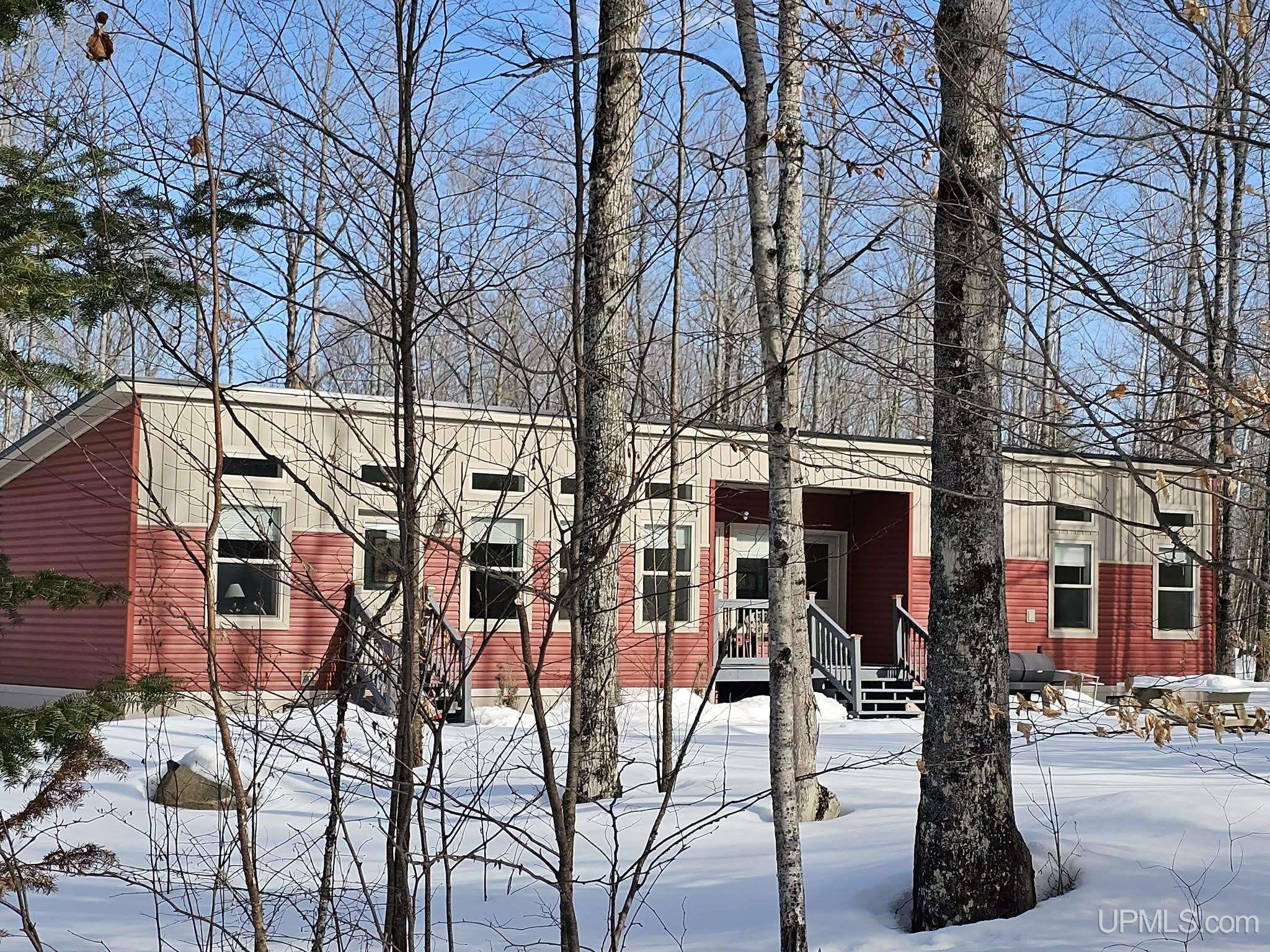 7990 W Herzog Road, Iron Mountain, MI, 49801