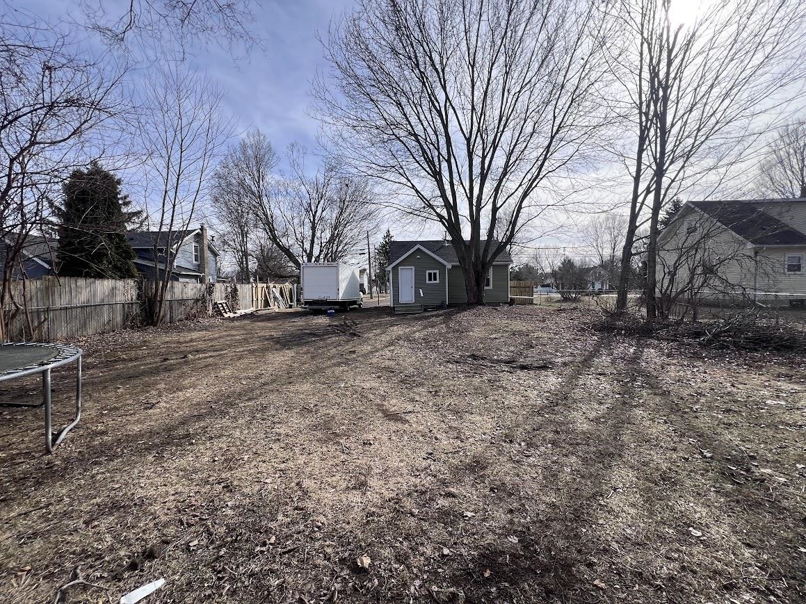 5131 E Carpenter Road, Flint, MI, 48506