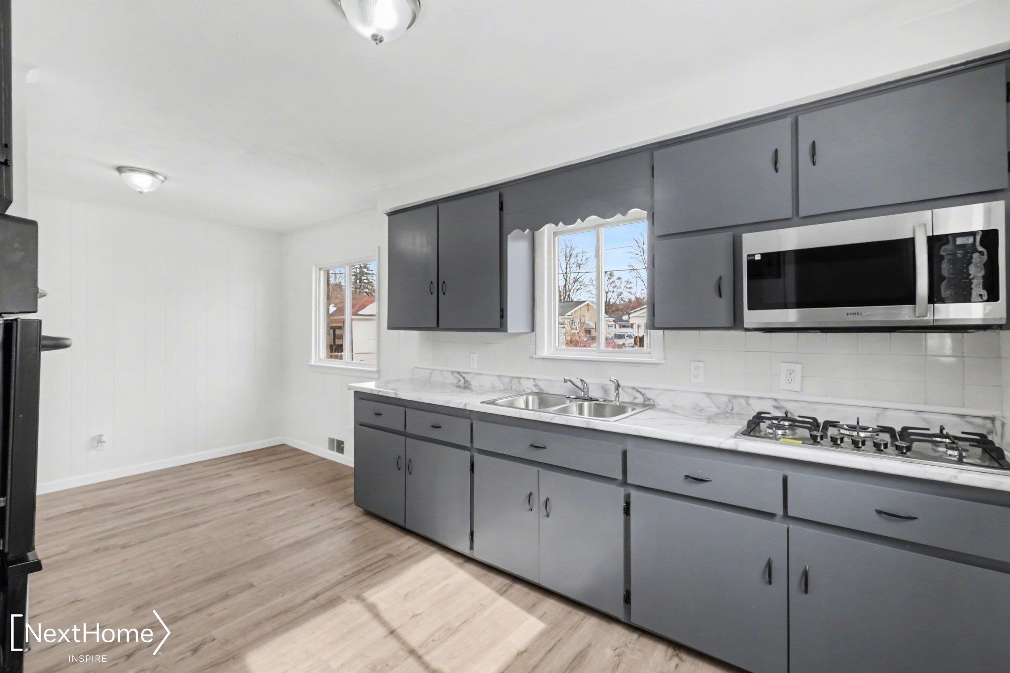 6714 Cranwood Drive, Flint, MI, 48505