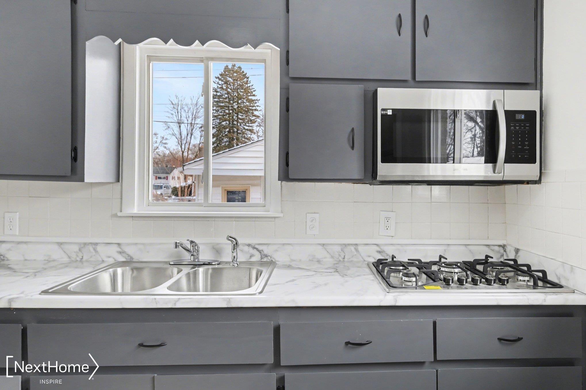 6714 Cranwood Drive, Flint, MI, 48505