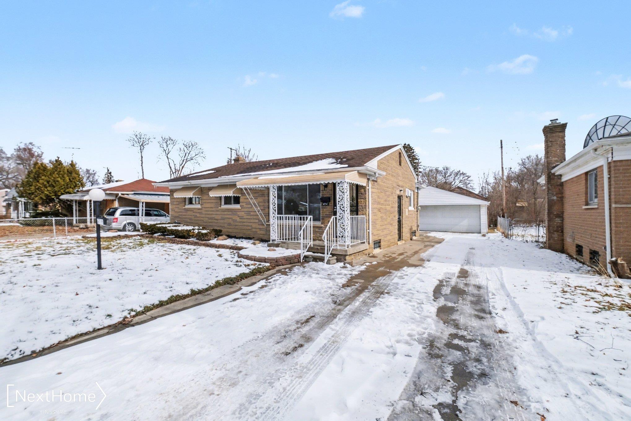 6714 Cranwood Drive, Flint, MI, 48505