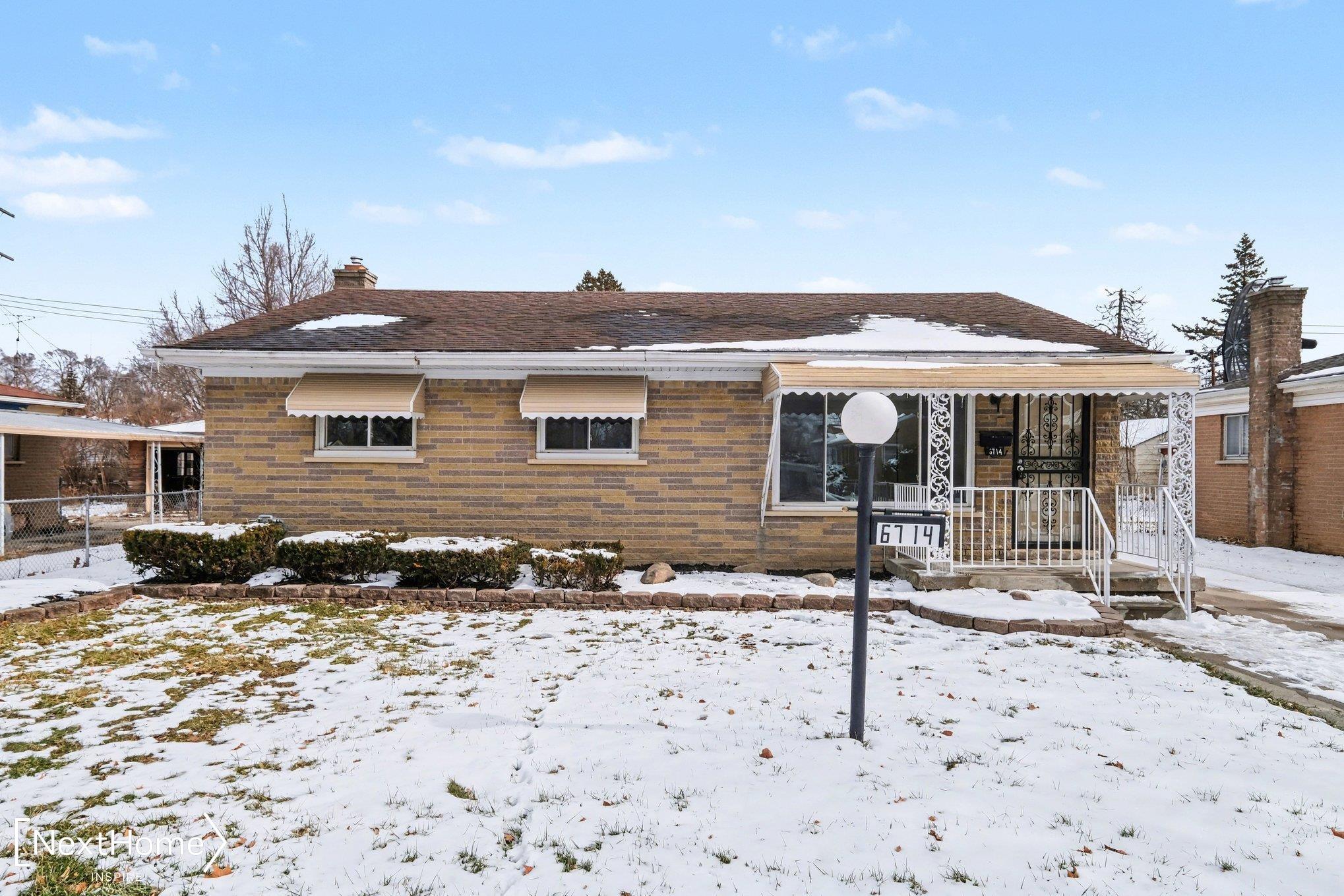 6714 Cranwood Drive, Flint, MI, 48505