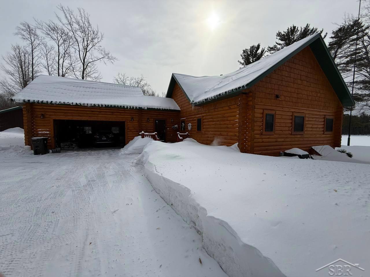 104 Mcclellan Street, Hillsdale, MI, 49242-1025