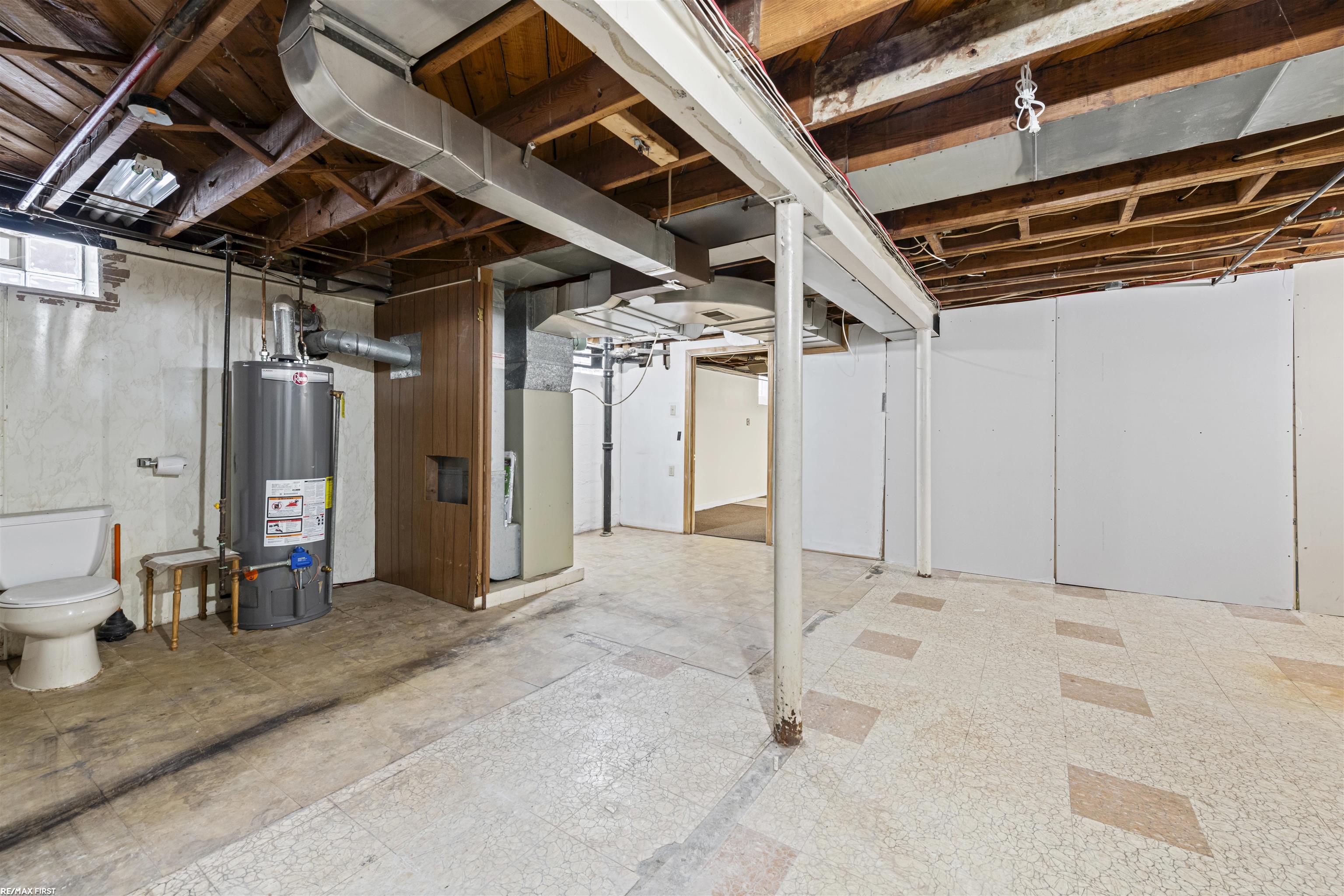 22844 Oakwood Avenue, Eastpointe, MI, 48021