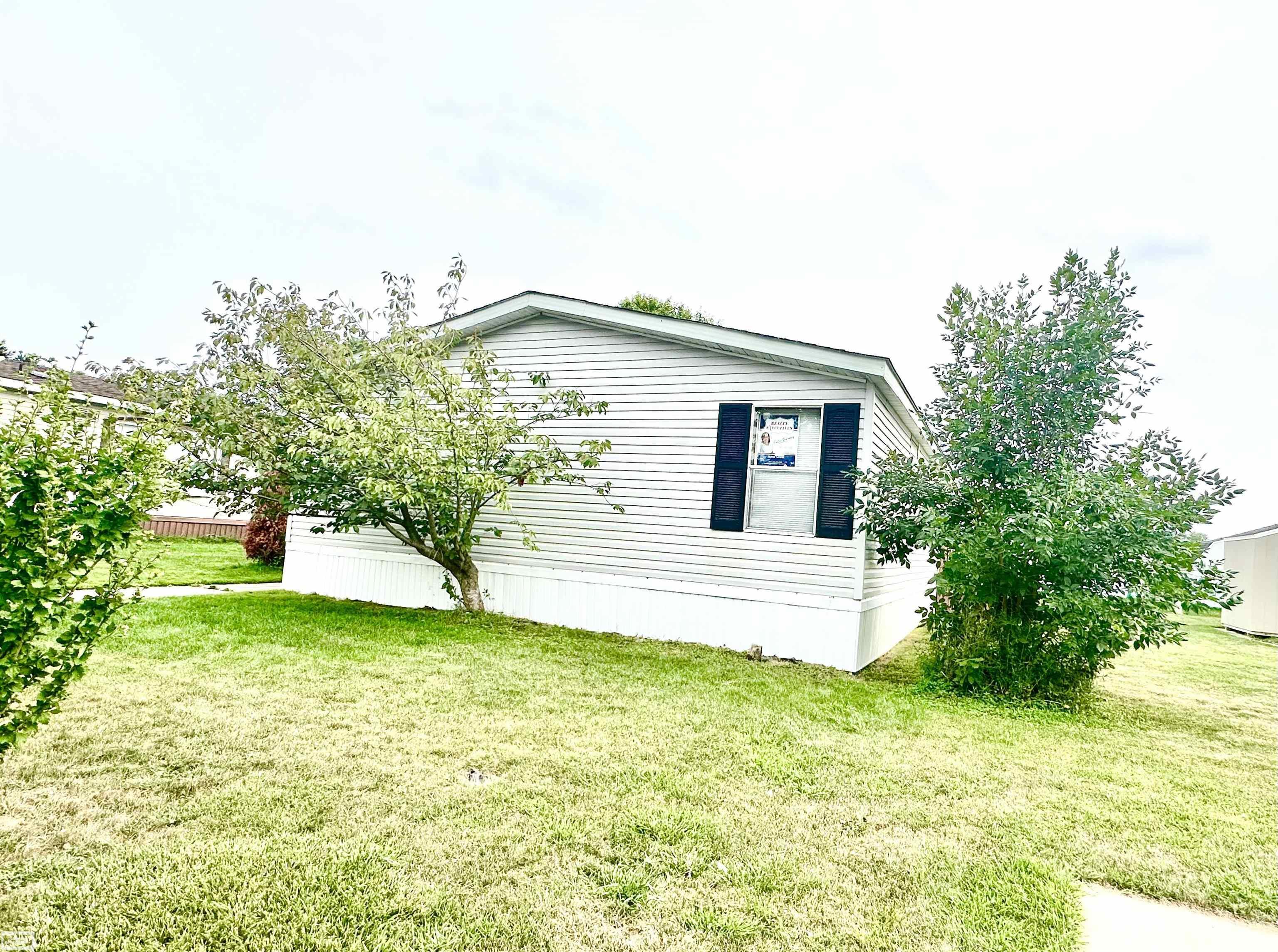 Photo 2 of Single family home for sale at 21310 Boquet Dr, Macomb, MI 48044 | MLS# 58050200348 | Listing updated on 2026-10-02