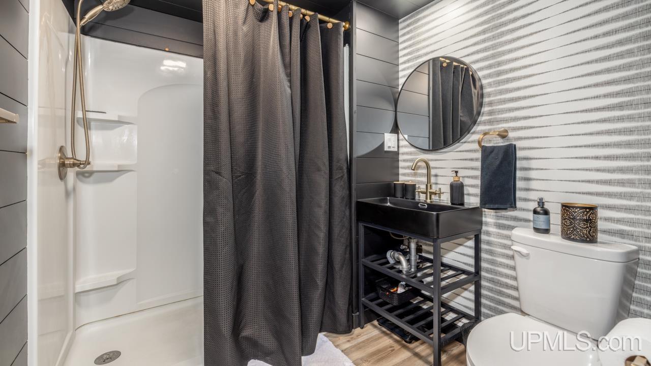 1108 Garfield Street, Niagara T-wi, WI, 54151