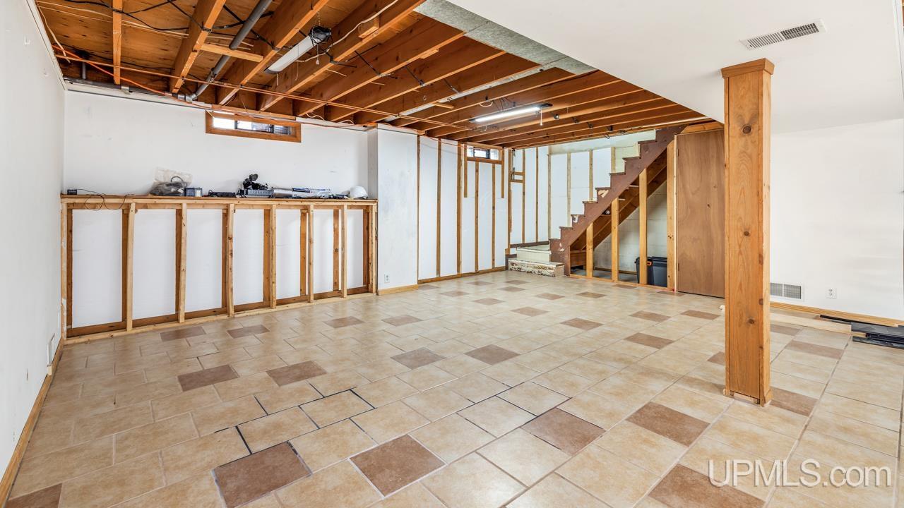 1108 Garfield Street, Niagara T-wi, WI, 54151