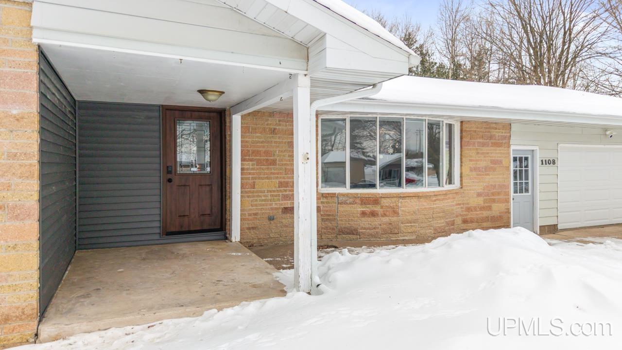 1108 Garfield Street, Niagara T-wi, WI, 54151
