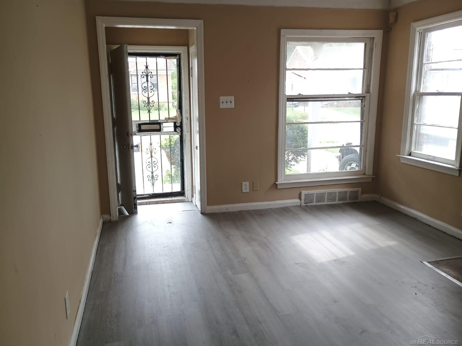 14027 Tacoma Street, Detroit, MI, 48205