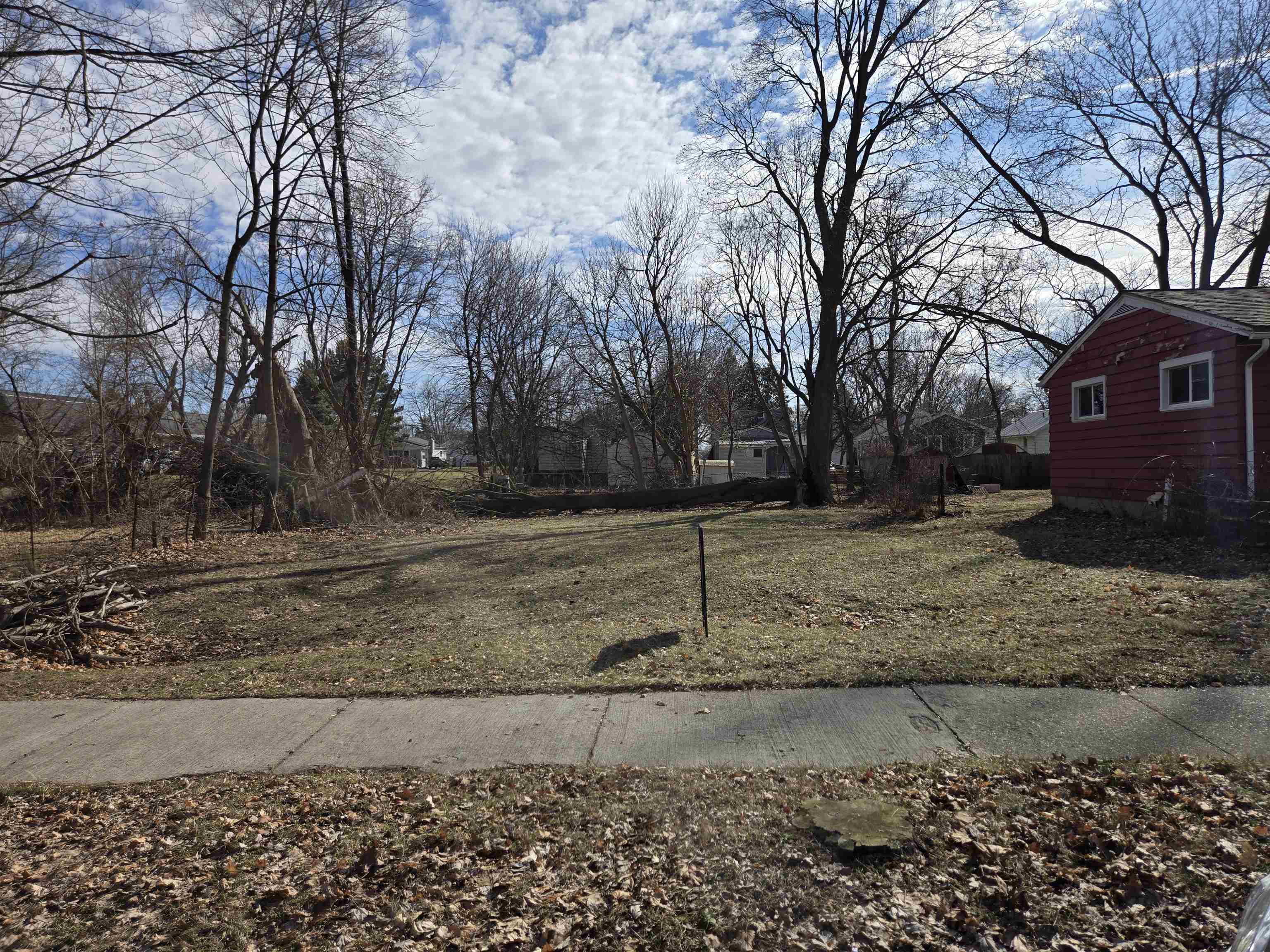Photo of property for sale at 840 Harris Street, Lansing MI 48906