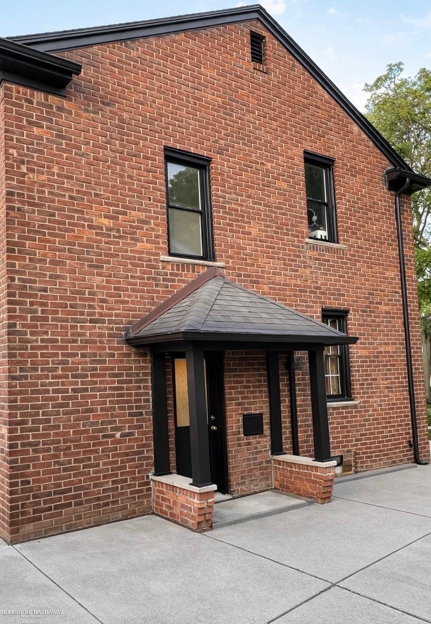 Royal Oak, MI, 48073-2931