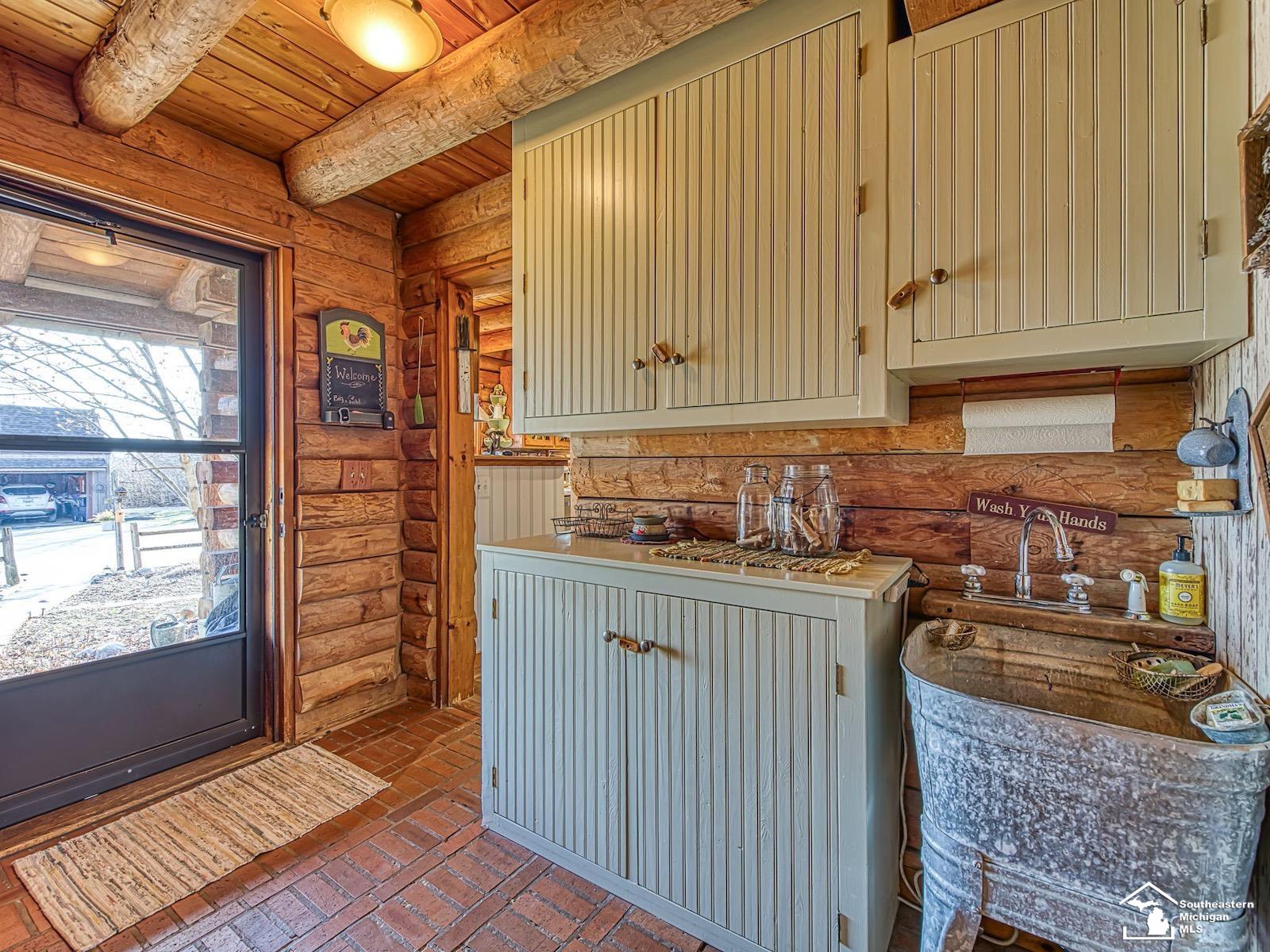 7860 Head O Lake Road, Ottawa Lake, MI, 49267