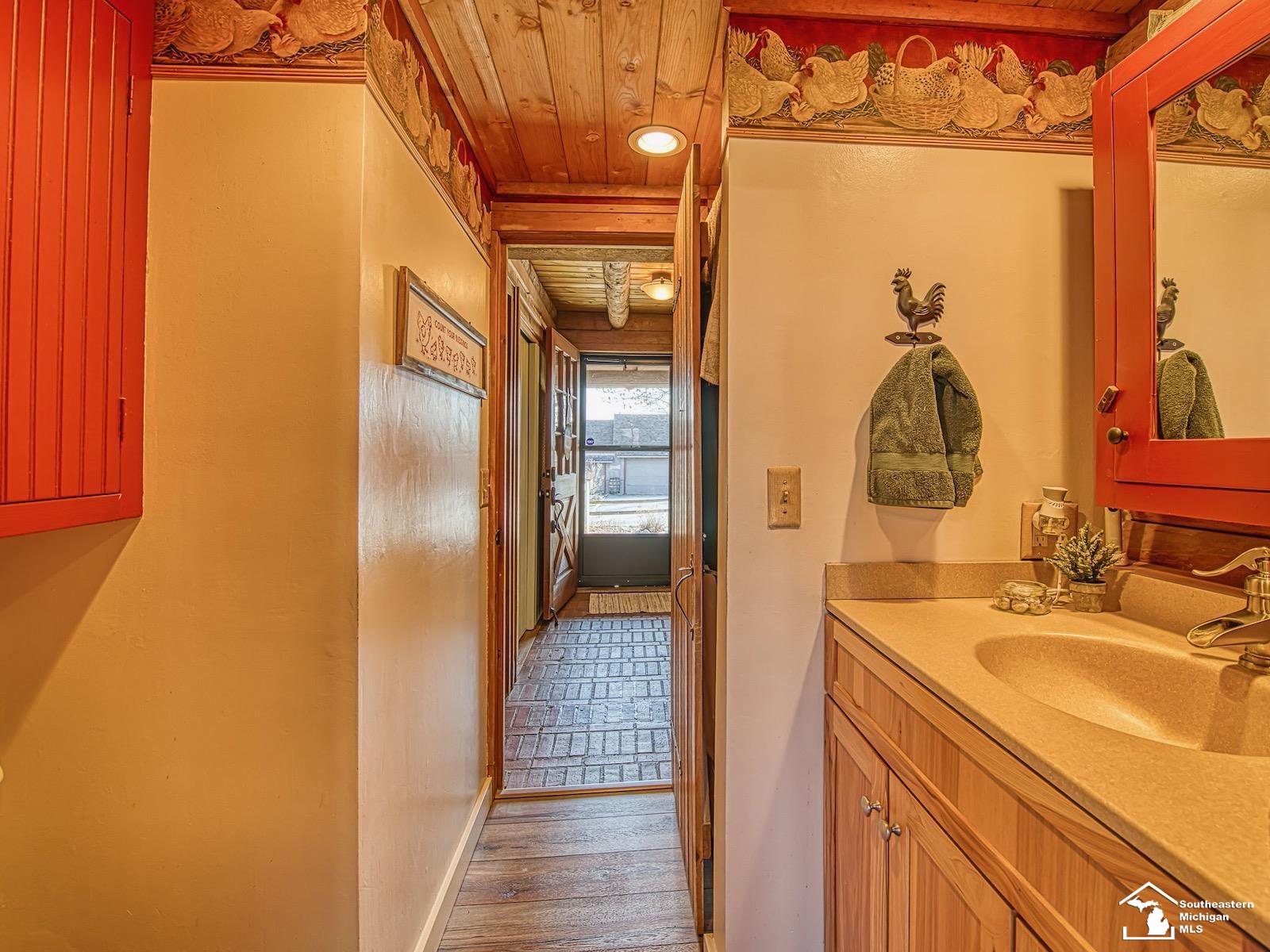 7860 Head O Lake Road, Ottawa Lake, MI, 49267