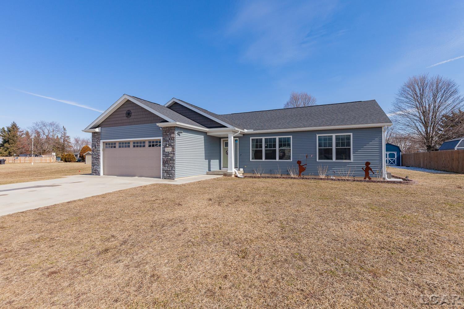 3153 Beaver Creek Ridge, Adrian, MI, 49221