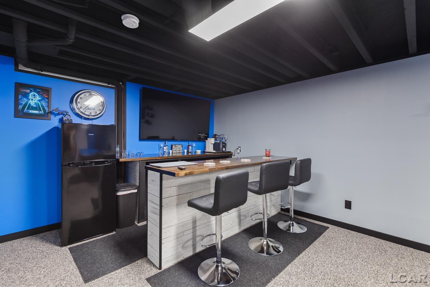 3153 Beaver Creek Ridge, Adrian, MI, 49221