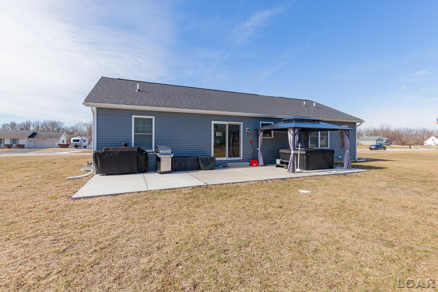 3153 Beaver Creek Ridge, Adrian, MI, 49221