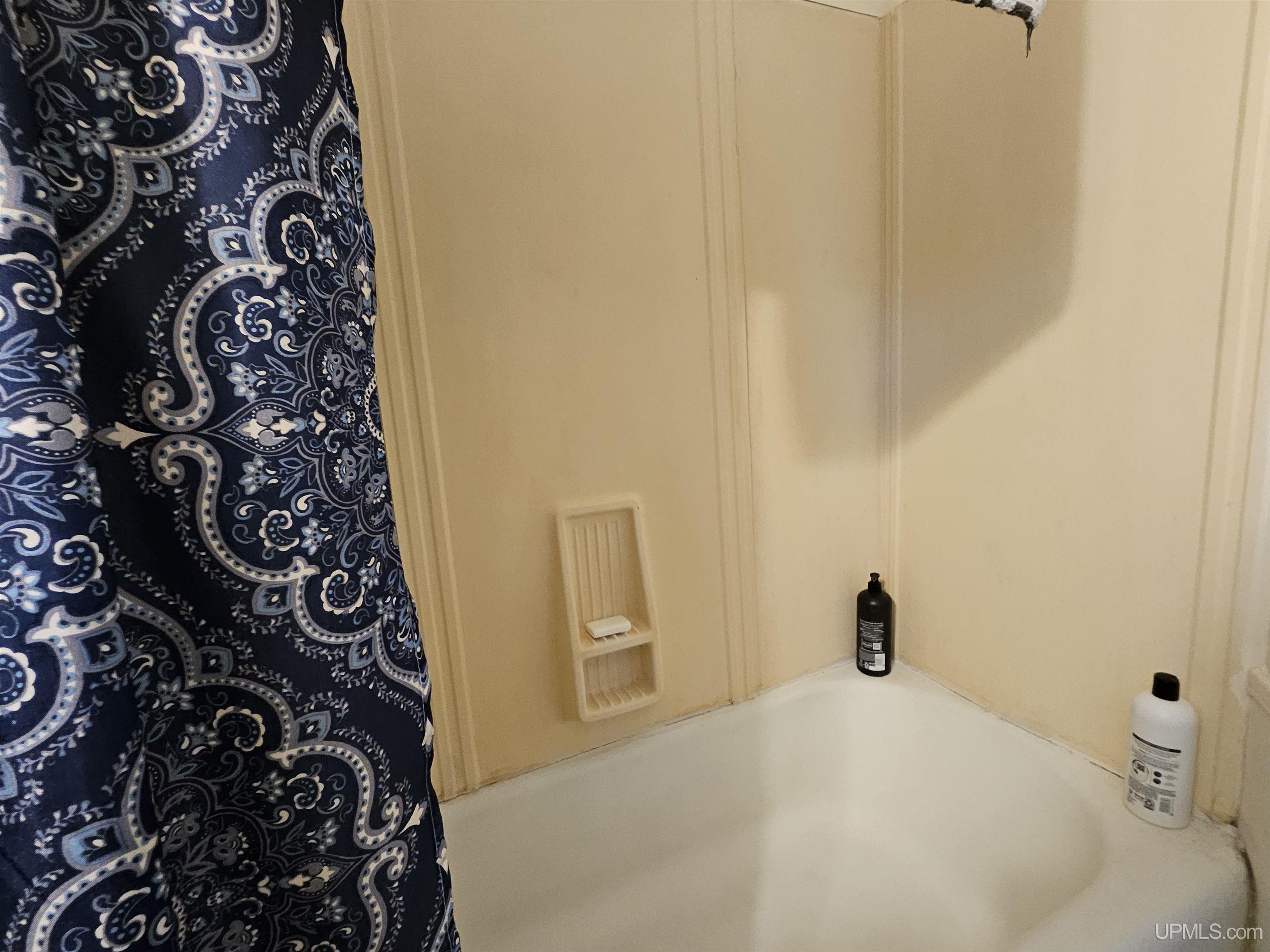 308 W Houghton Avenue, Houghton, MI, 49931