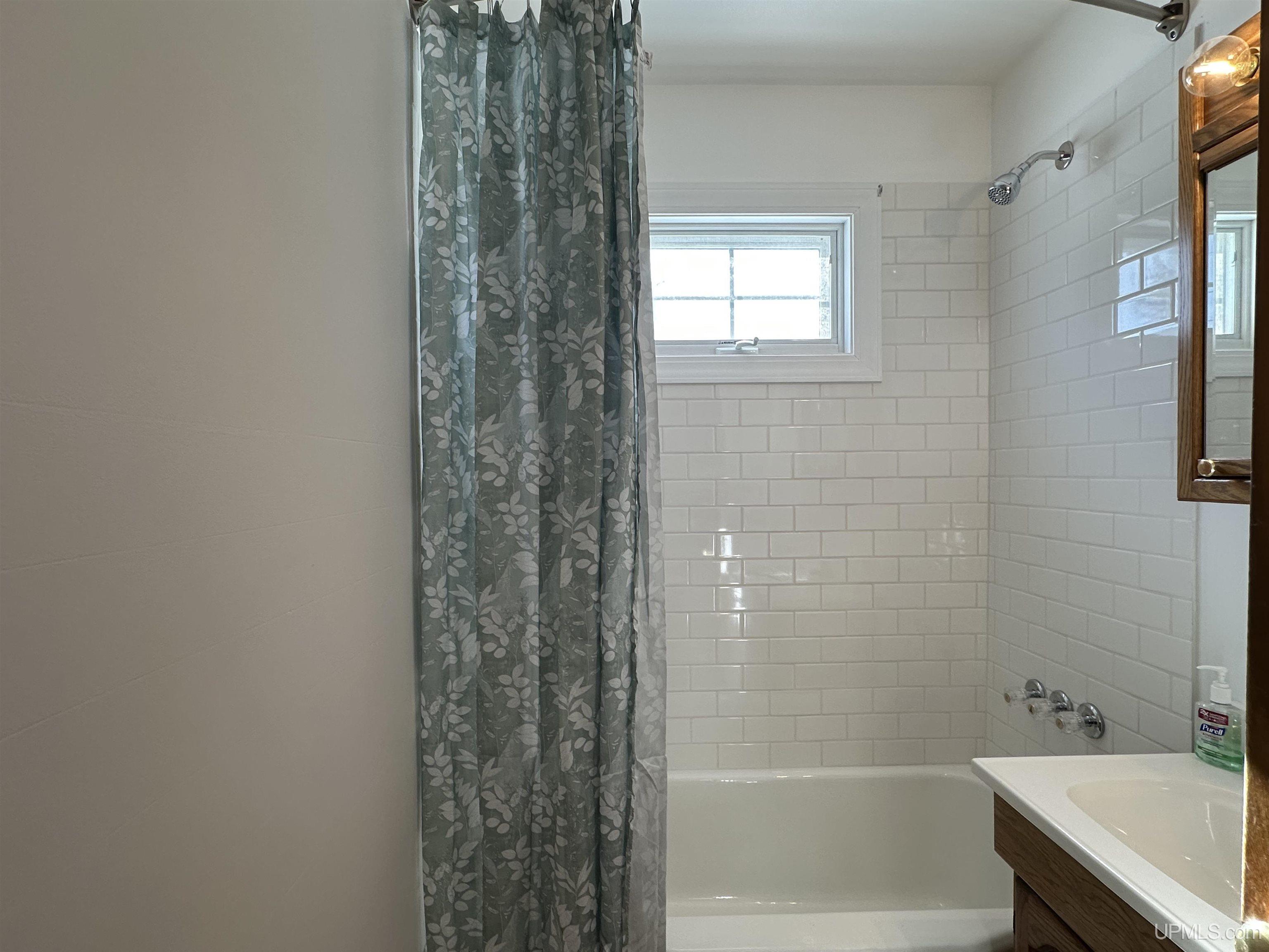 1208 Anderson Avenue, Wakefield, MI, 49968