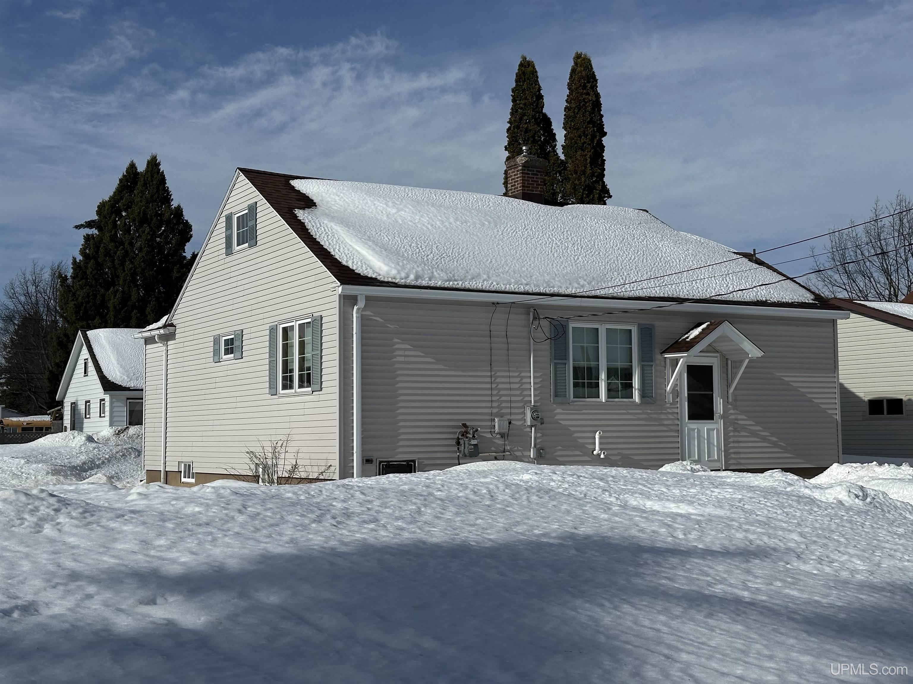 1208 Anderson Avenue, Wakefield, MI, 49968