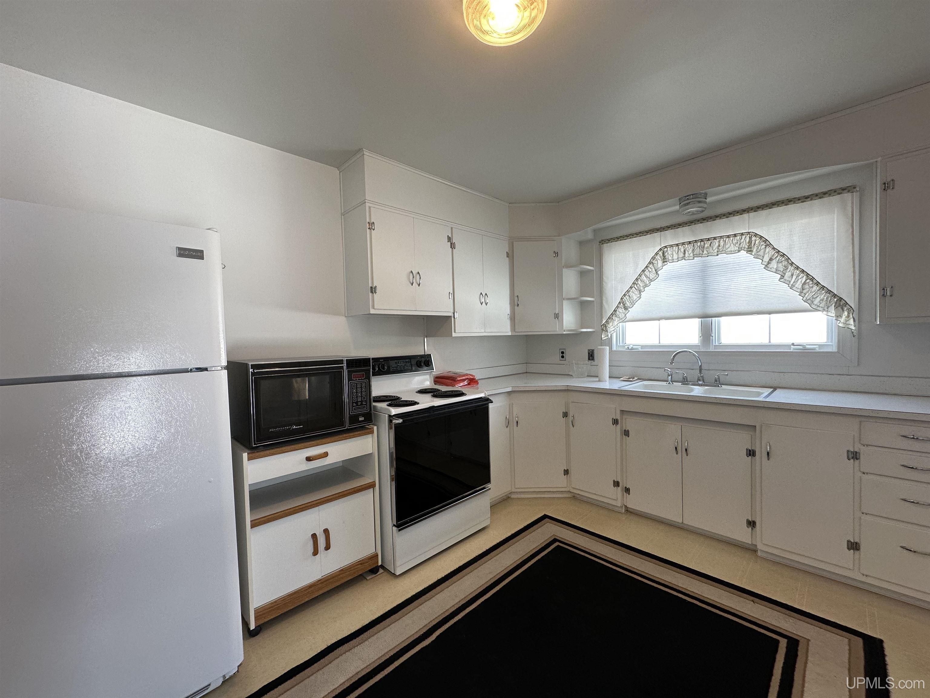 1208 Anderson Avenue, Wakefield, MI, 49968