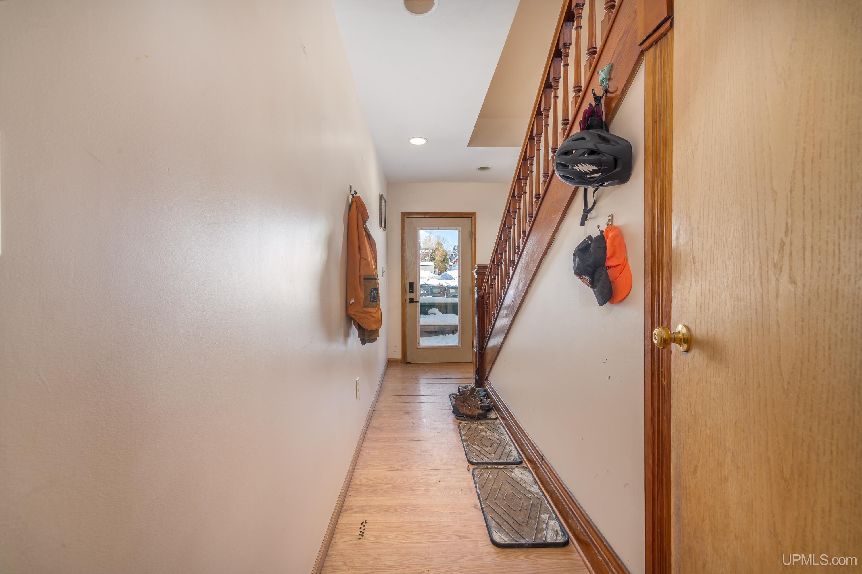 908 N 3rd Street, Marquette, MI, 49855