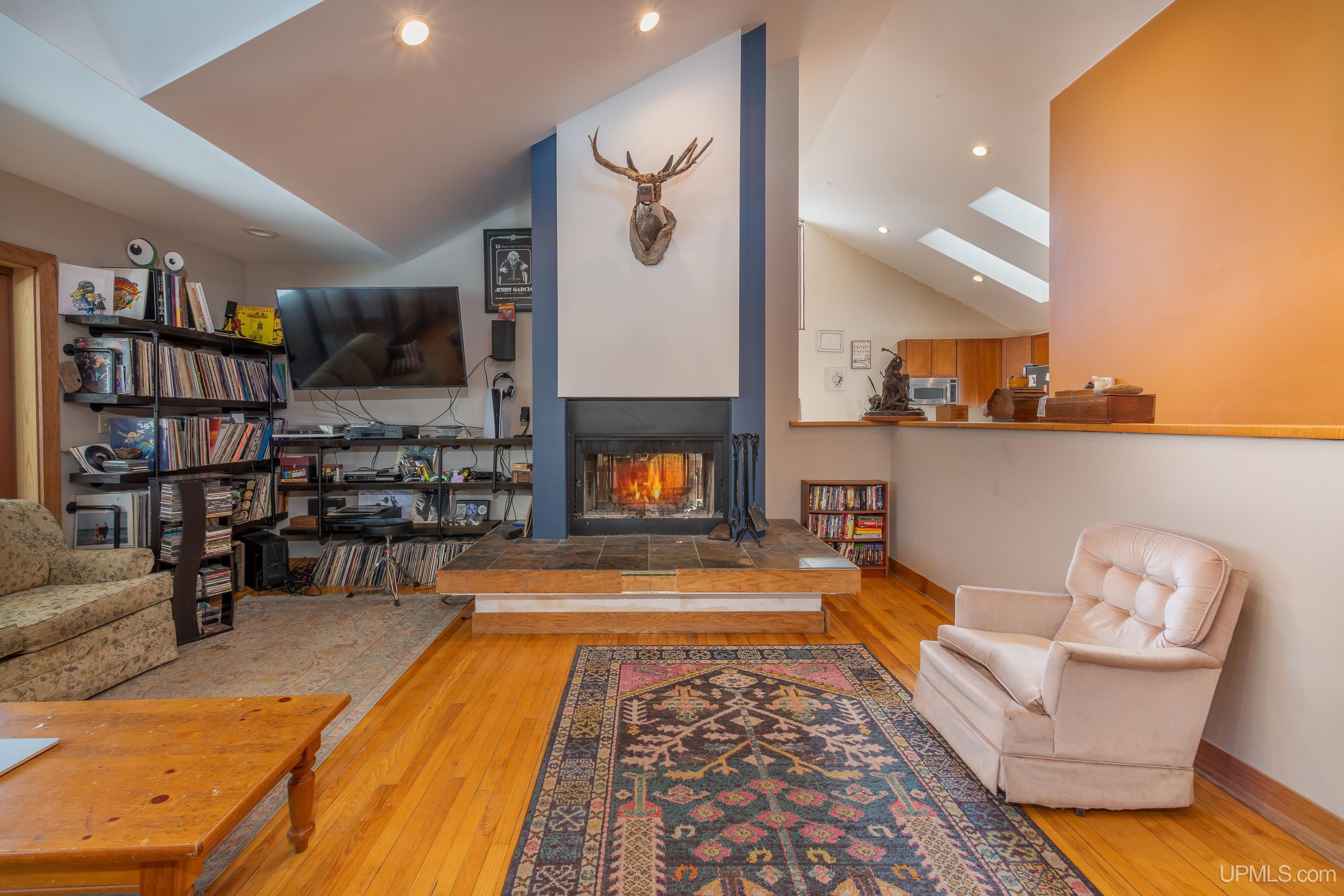 908 N 3rd Street, Marquette, MI, 49855