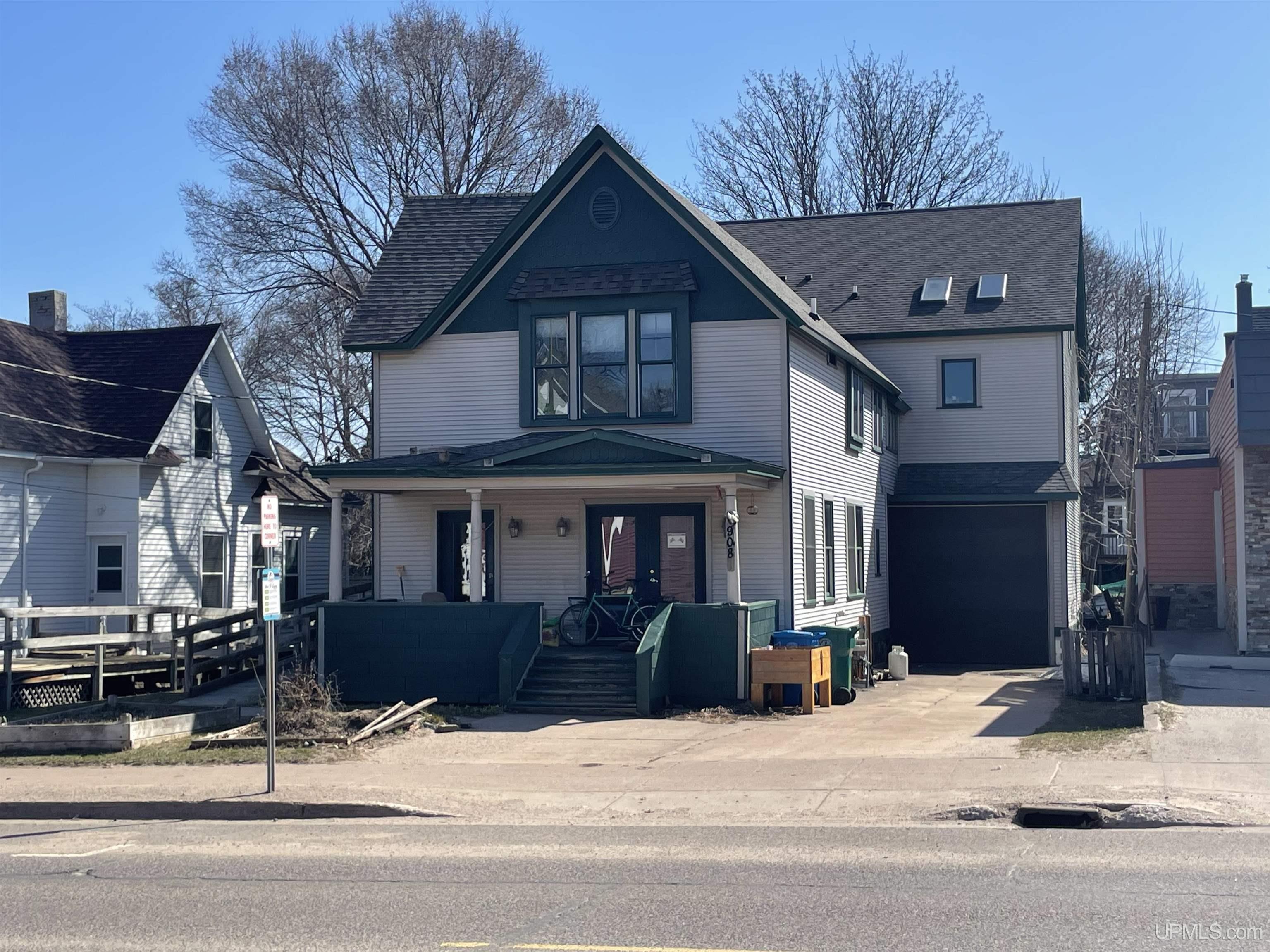 1720 S Park Road, Benton Harbor, MI, 49022-9626