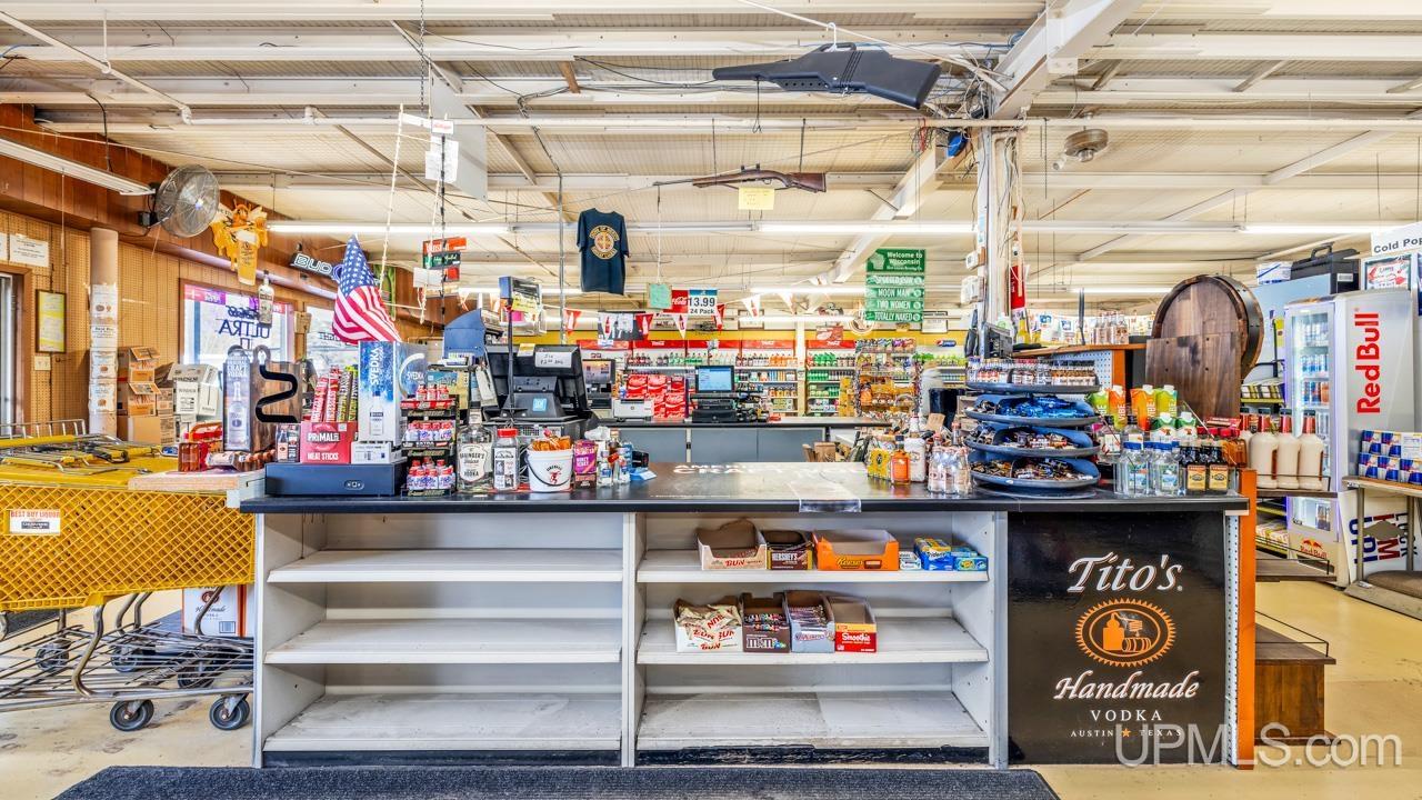 1300 Roosevelt Road, Niagara C-wi, WI, 54151