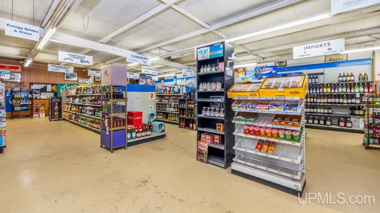 1300 Roosevelt Road, Niagara C-wi, WI, 54151