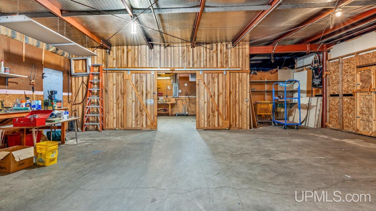 1300 Roosevelt Road, Niagara C-wi, WI, 54151