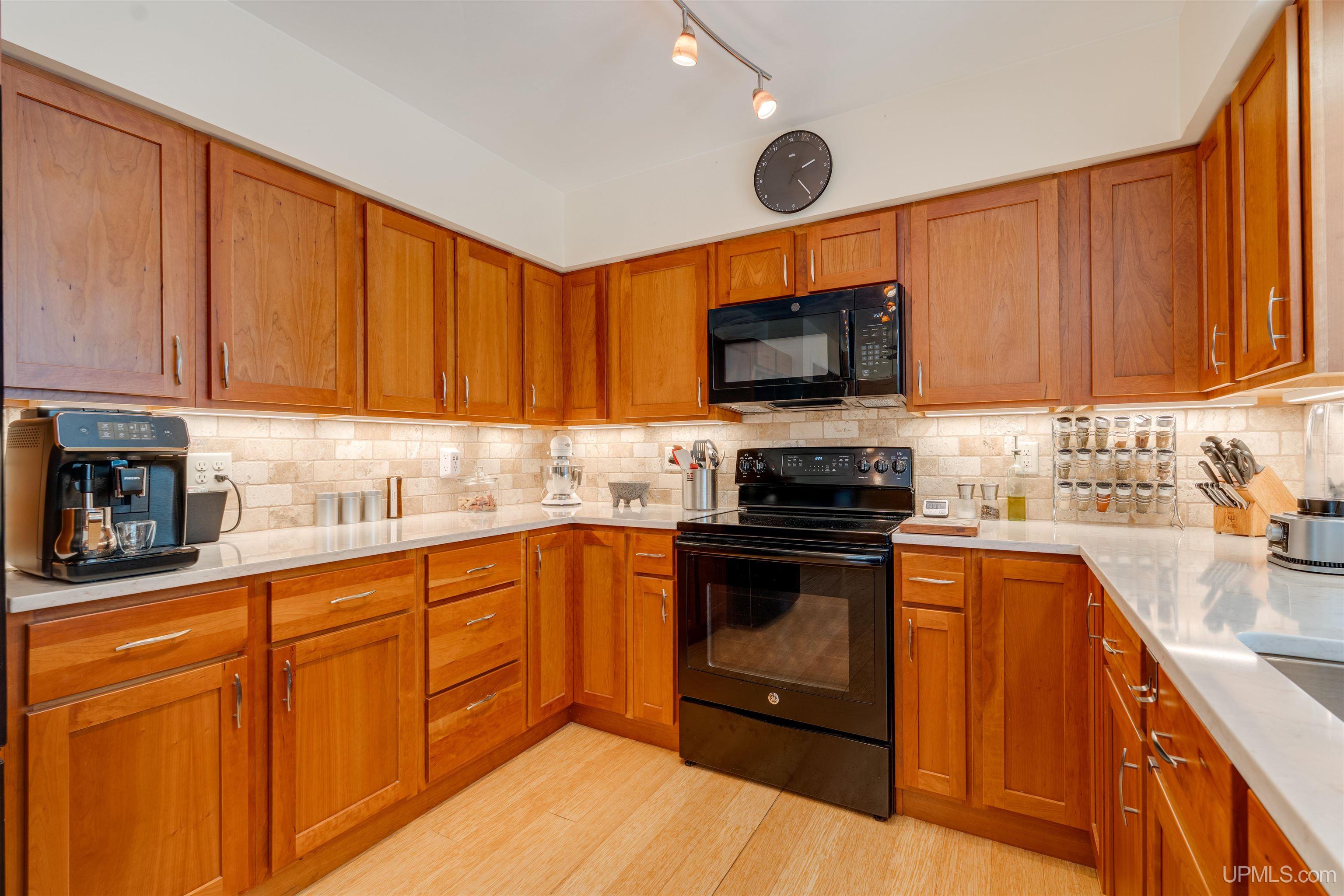 7888 W Island Lake Road, Manistique, MI, 49854