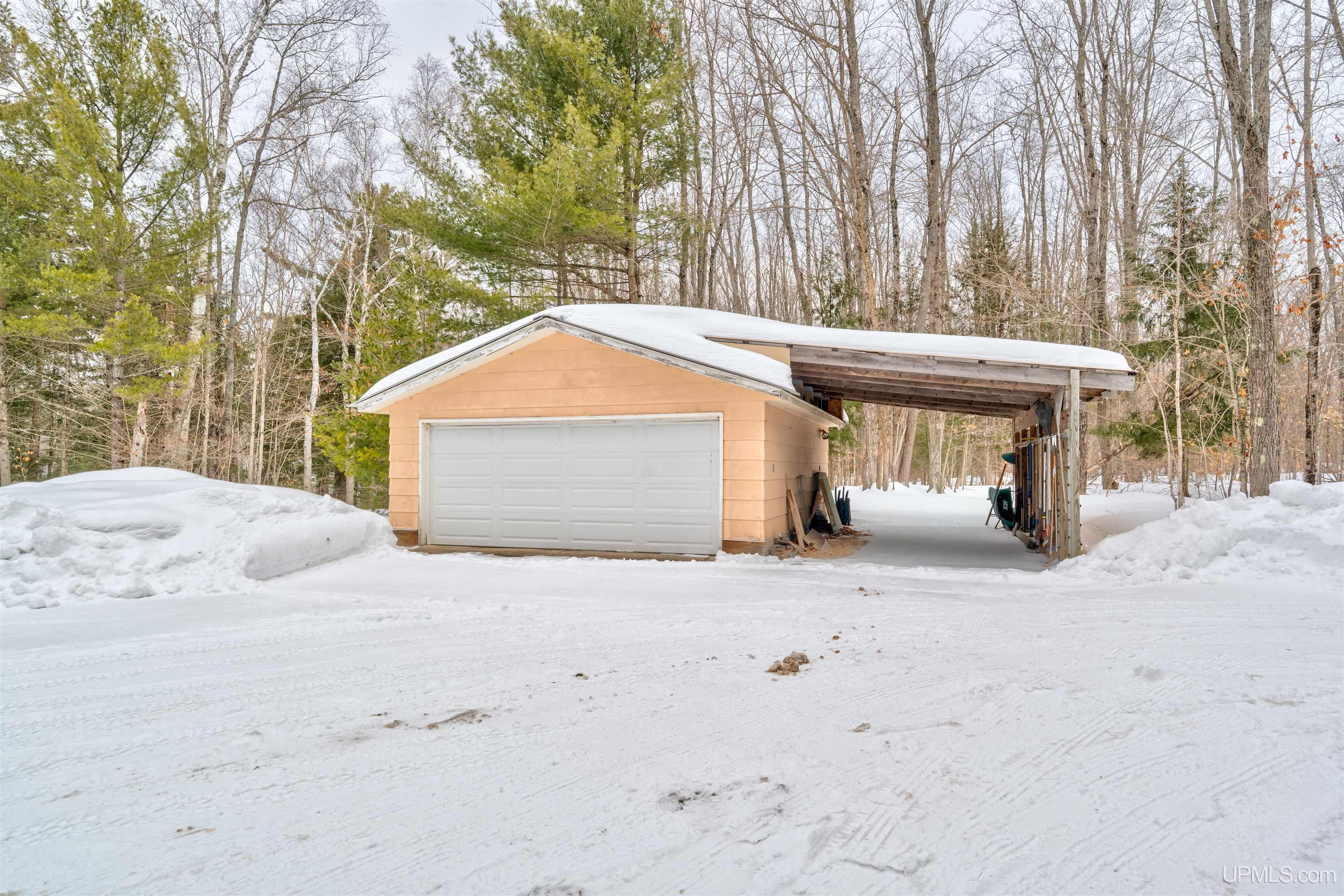 7888 W Island Lake Road, Manistique, MI, 49854