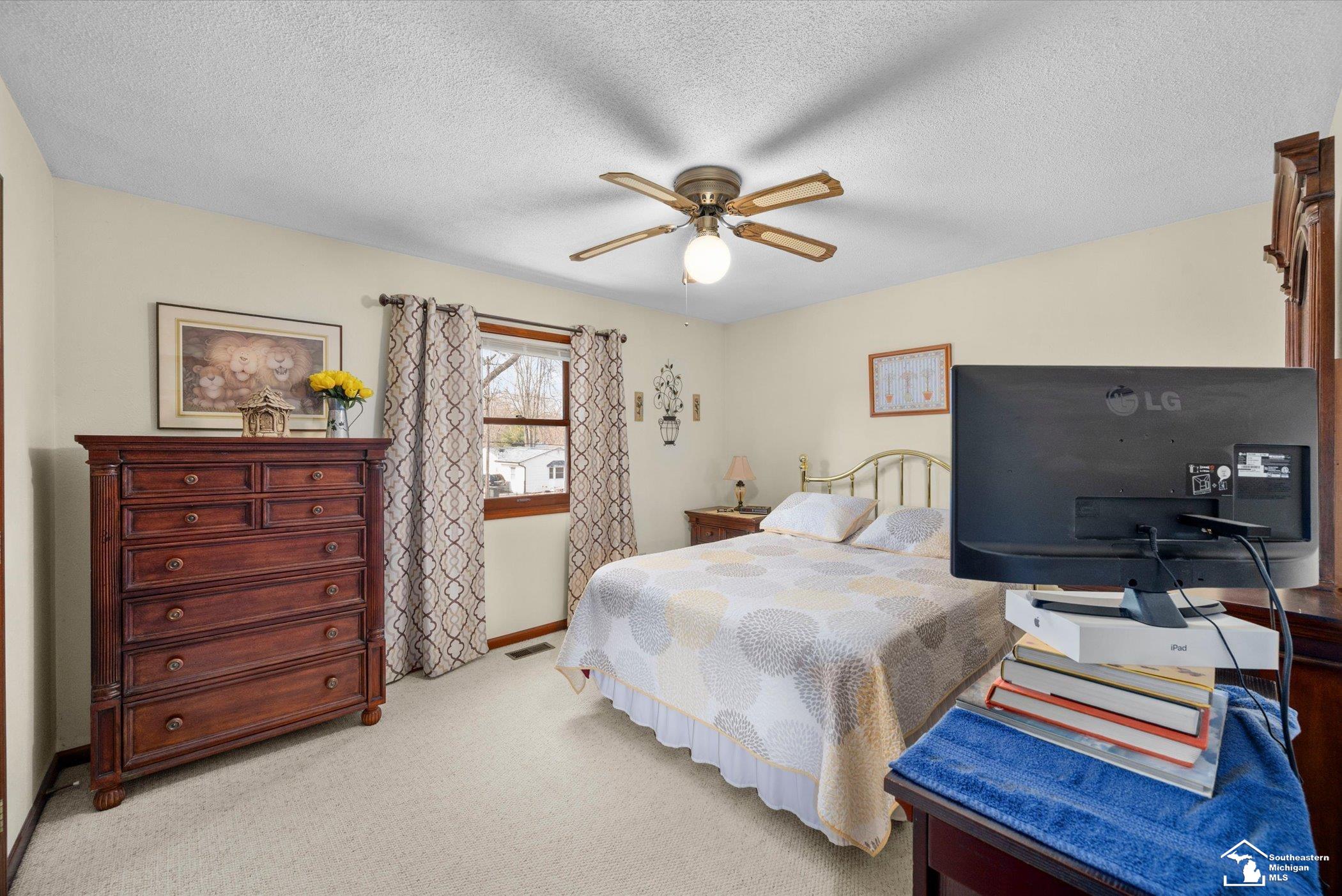 Temperance, MI, 48182