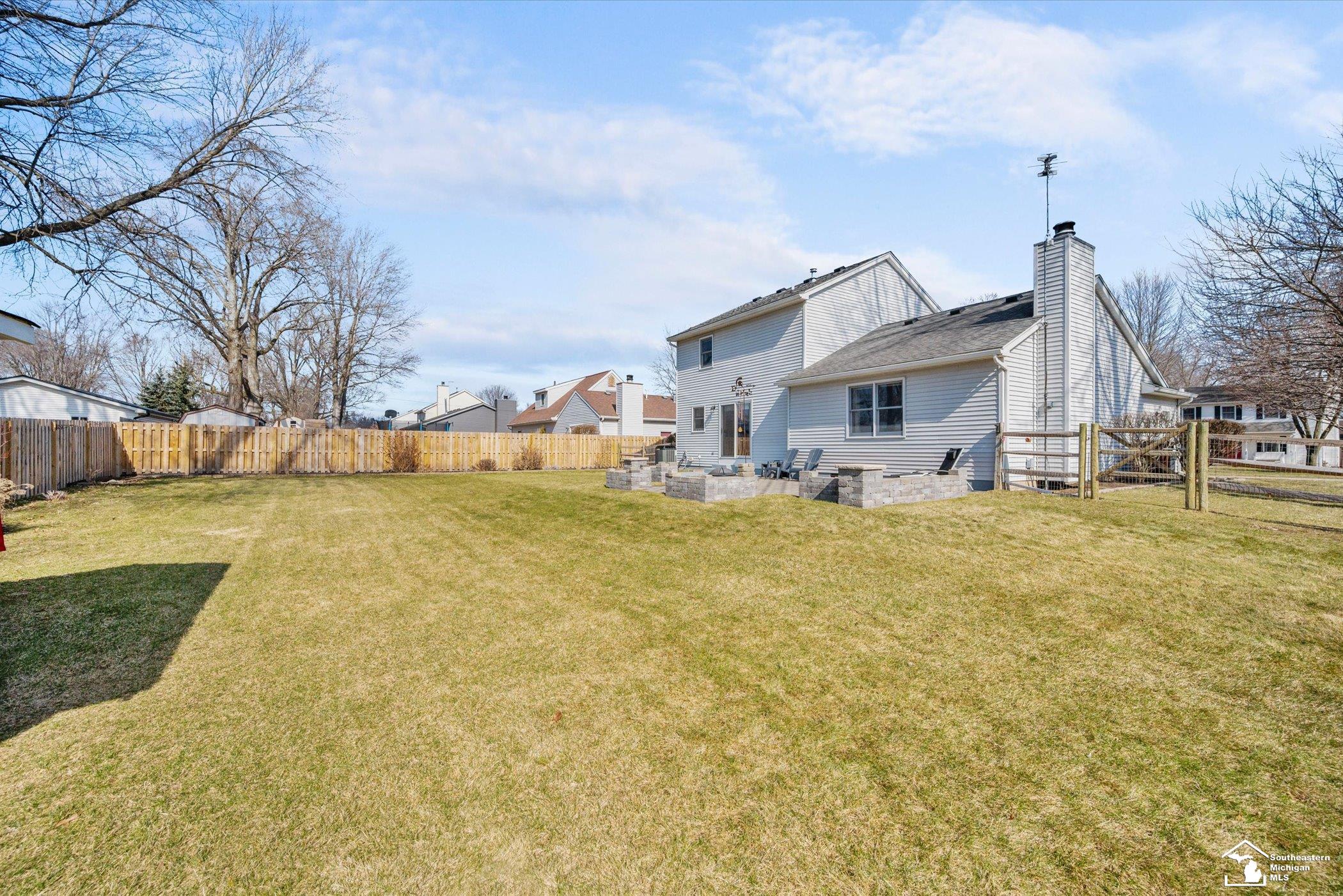 Temperance, MI, 48182