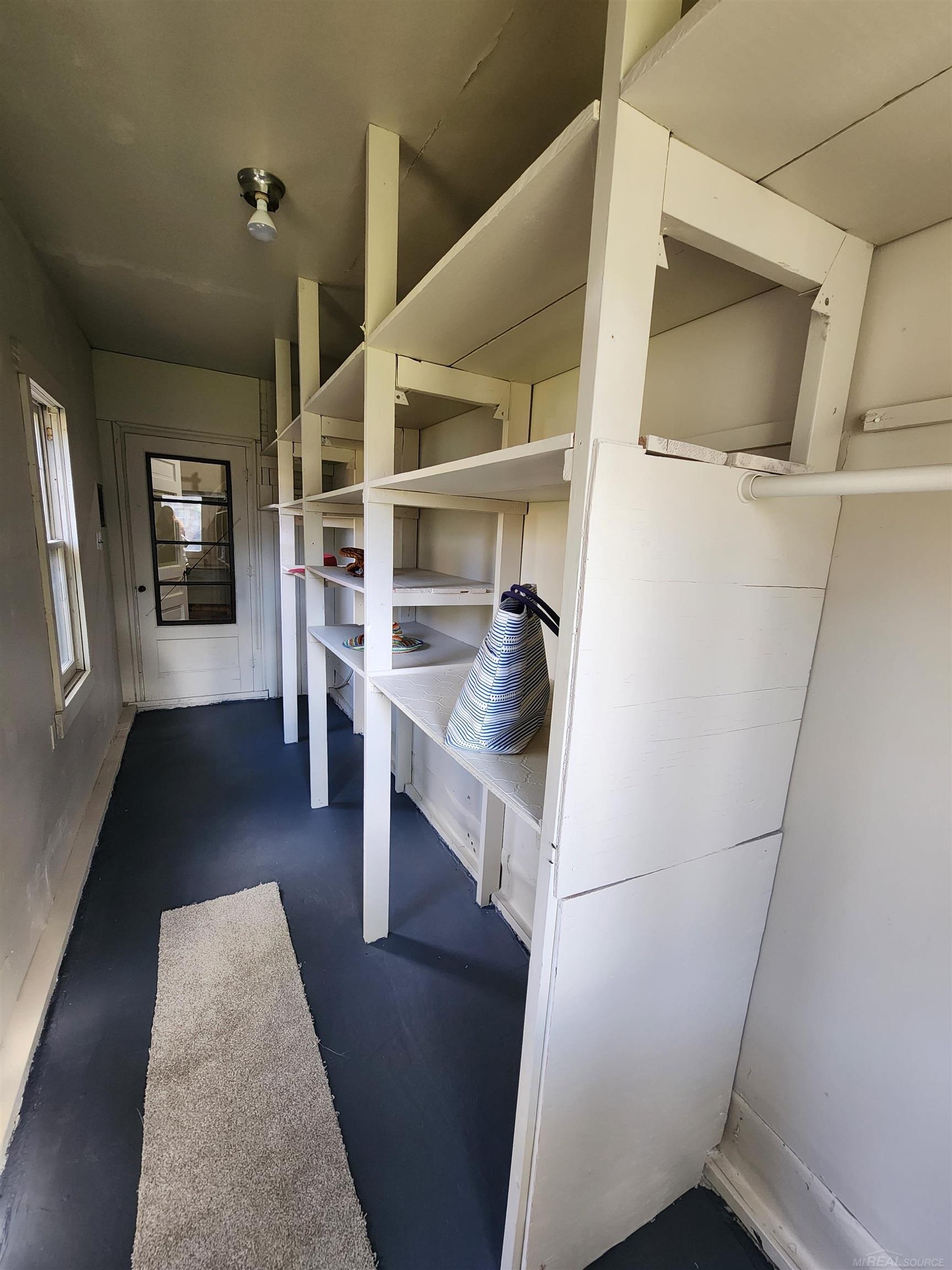 77 Hubbard Street, Mount Clemens, MI, 48043