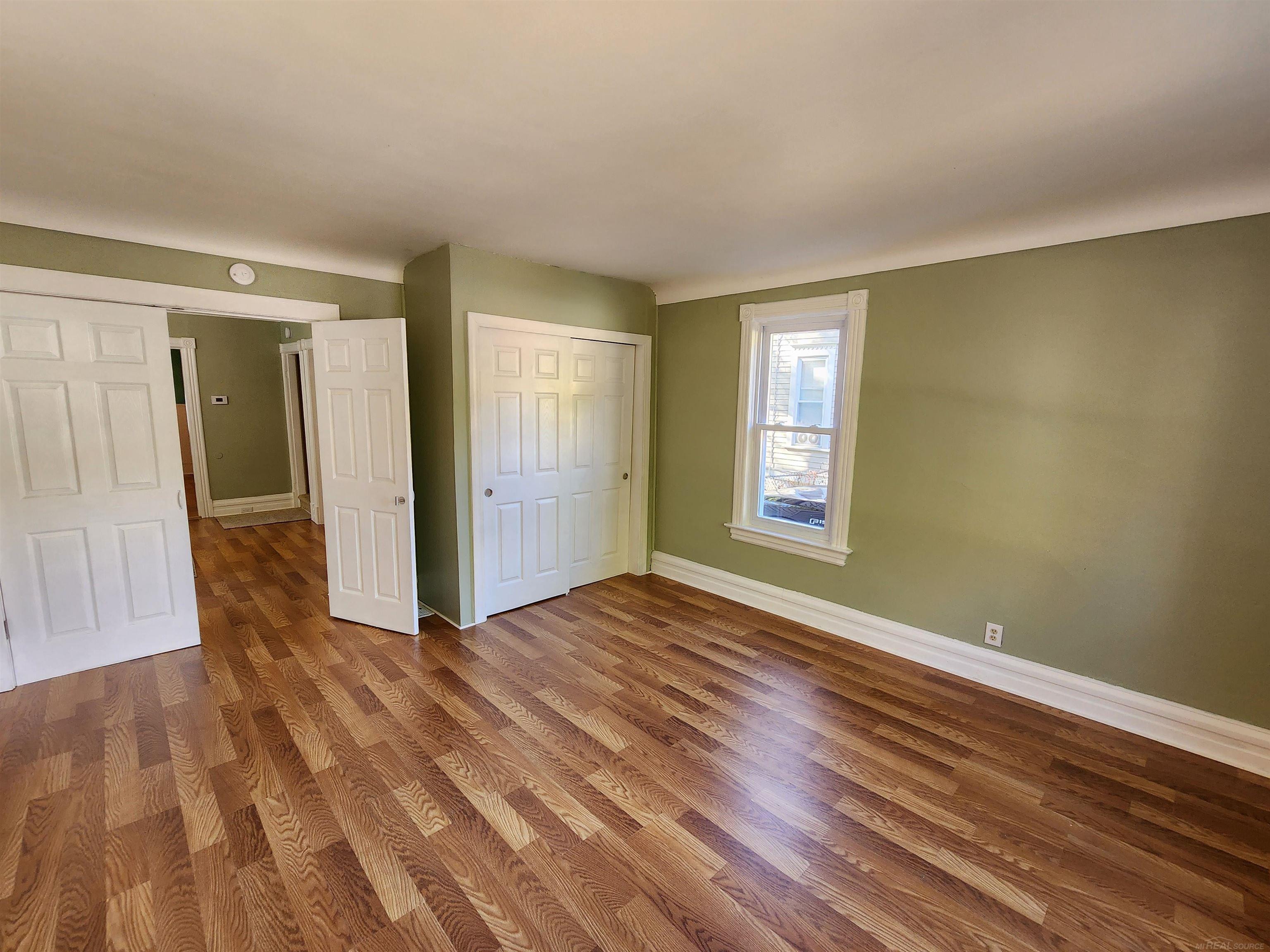 77 Hubbard Street, Mount Clemens, MI, 48043