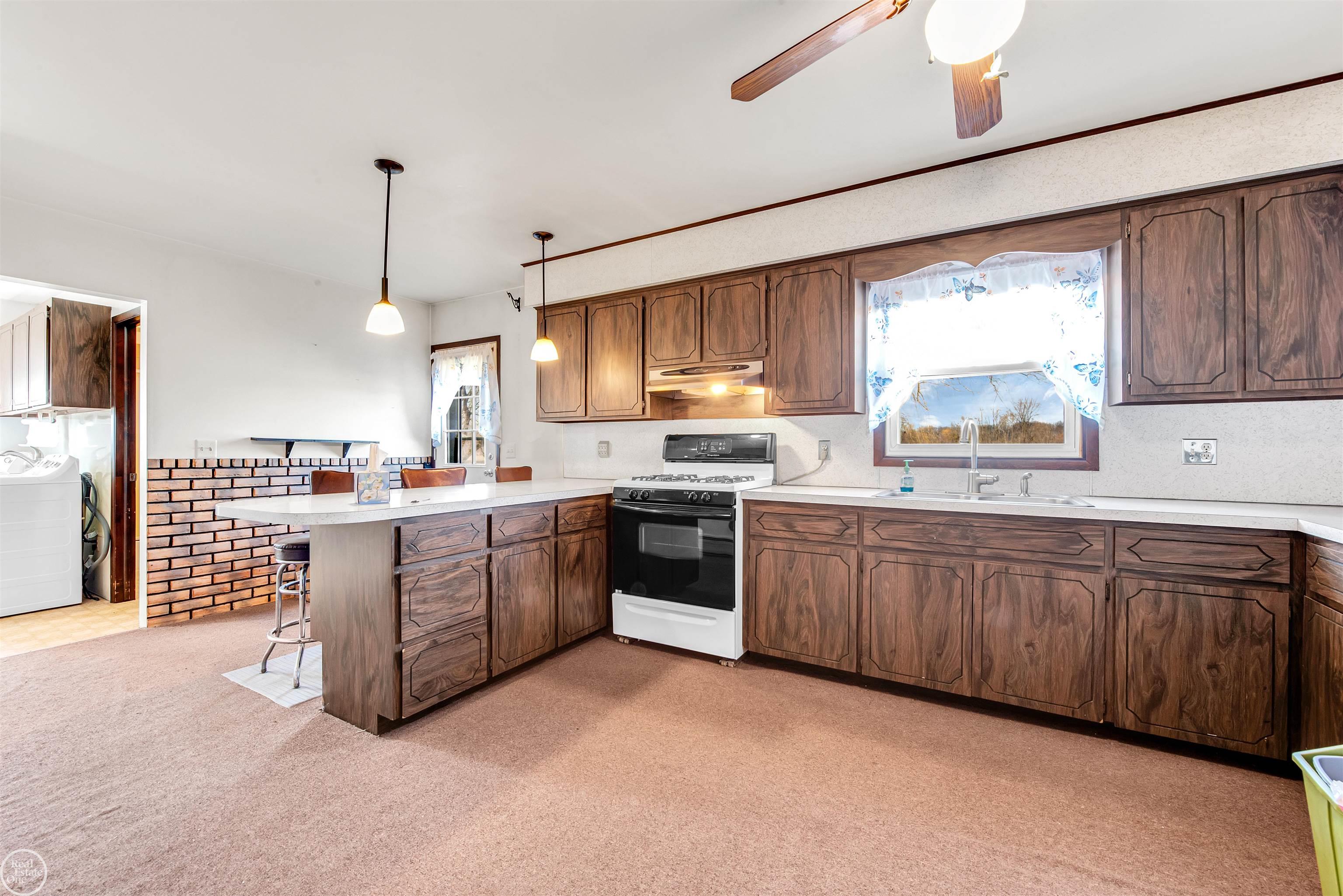 15594 Bryce Road, Capac, MI, 48014