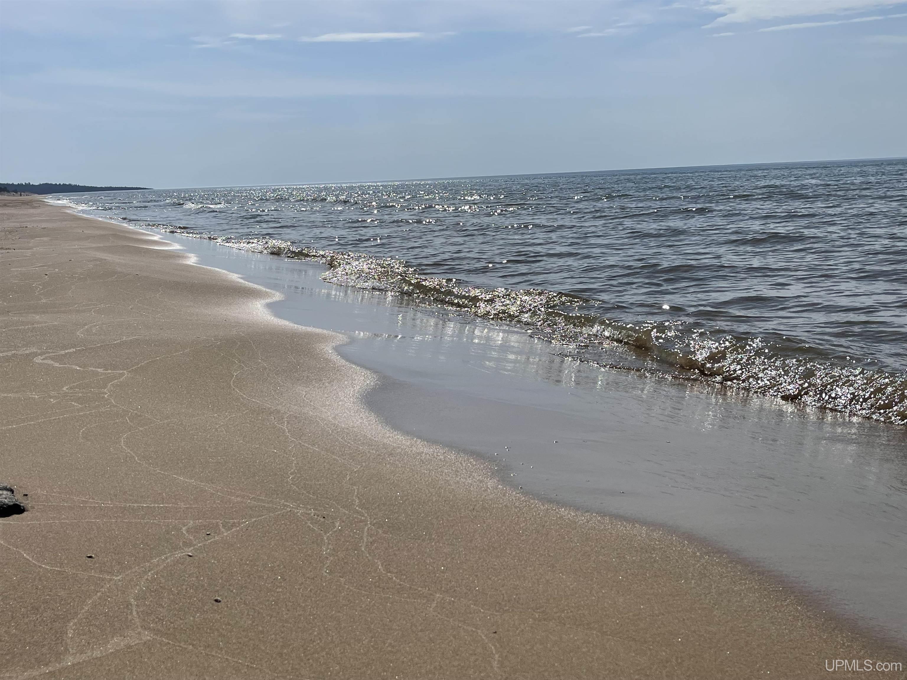 4264 FF Top O' The Lake Road, Gulliver, MI, 49840