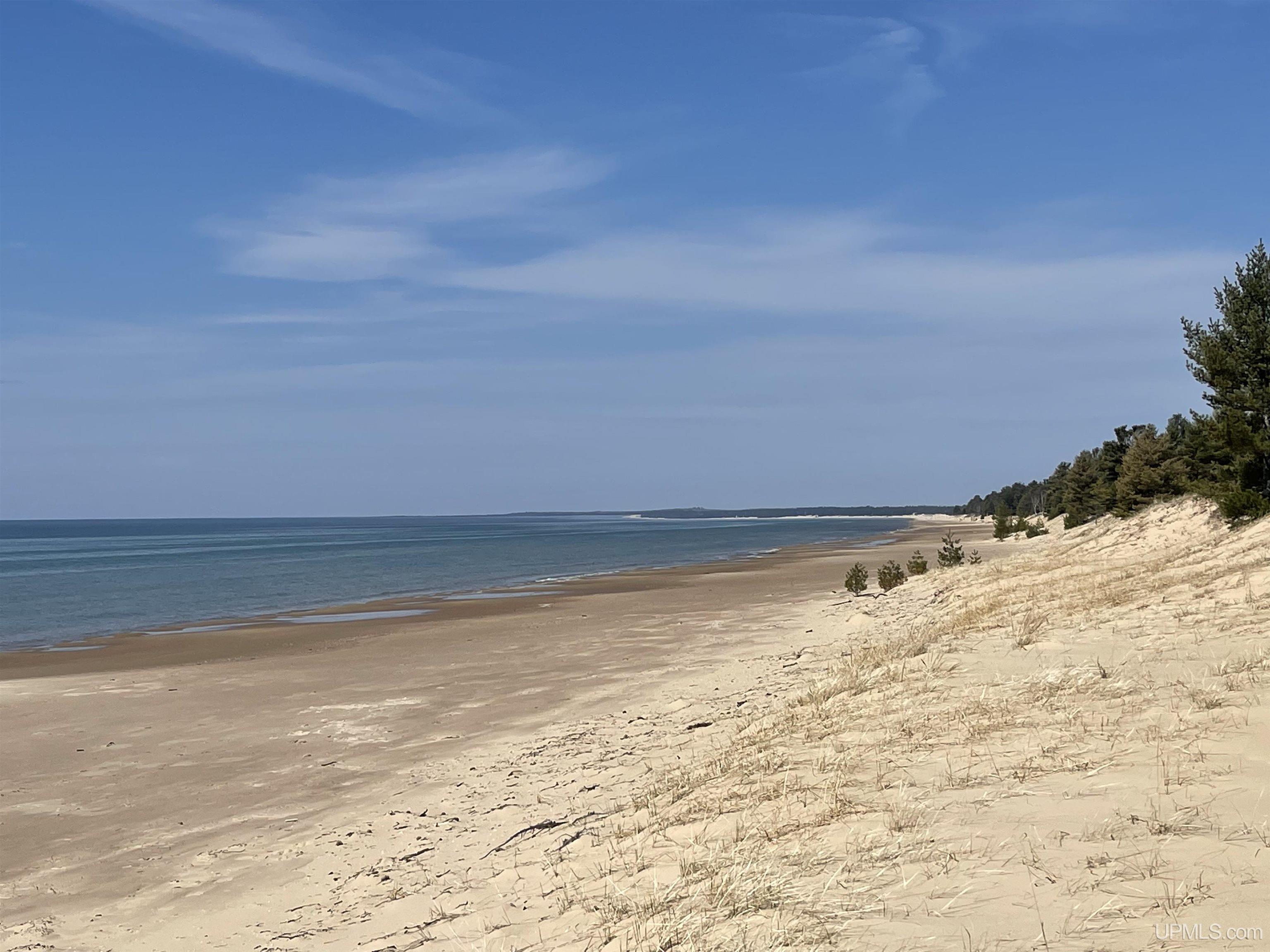 4264 FF Top O' The Lake Road, Gulliver, MI, 49840