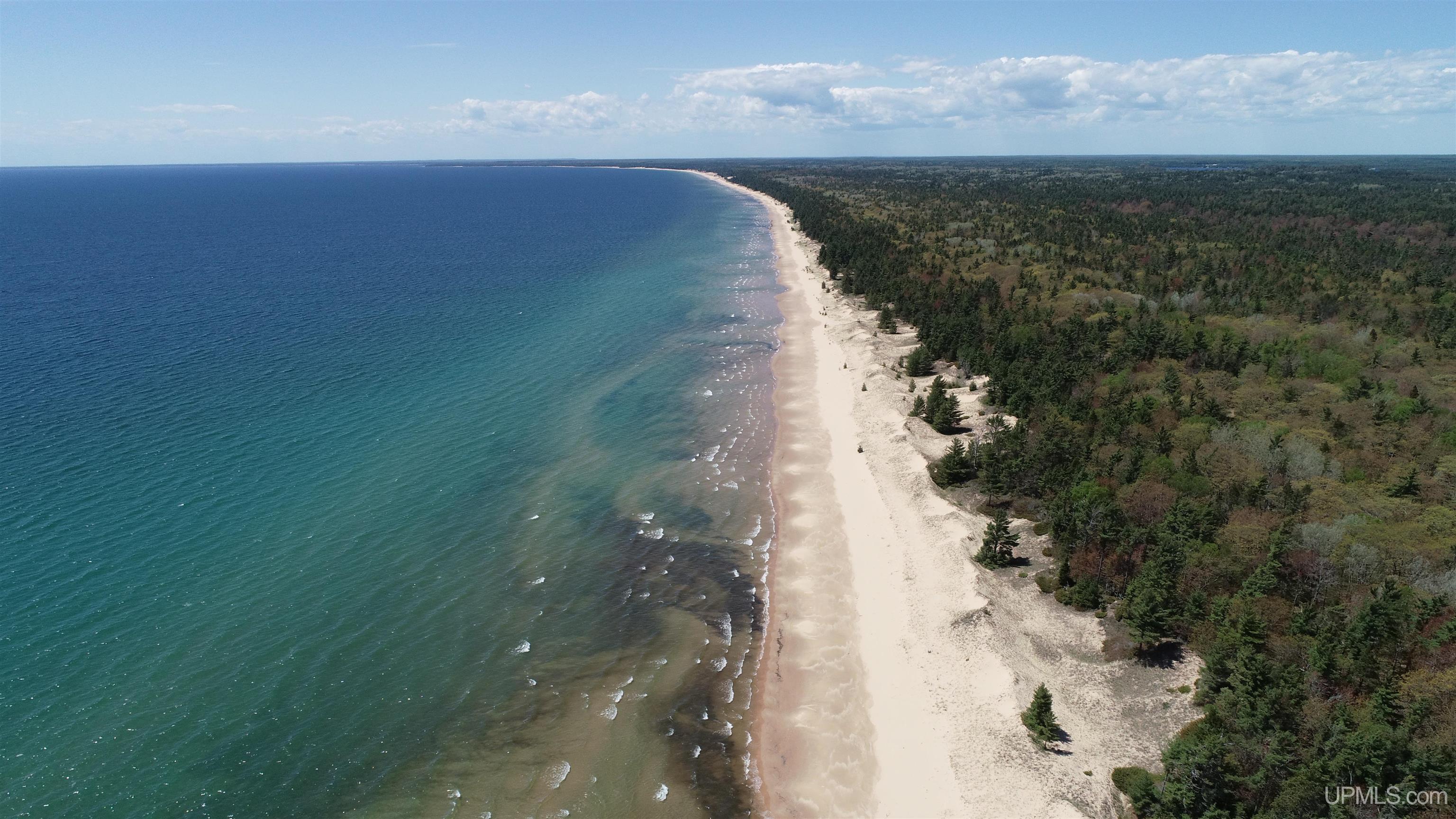 4264 FF Top O' The Lake Road, Gulliver, MI, 49840