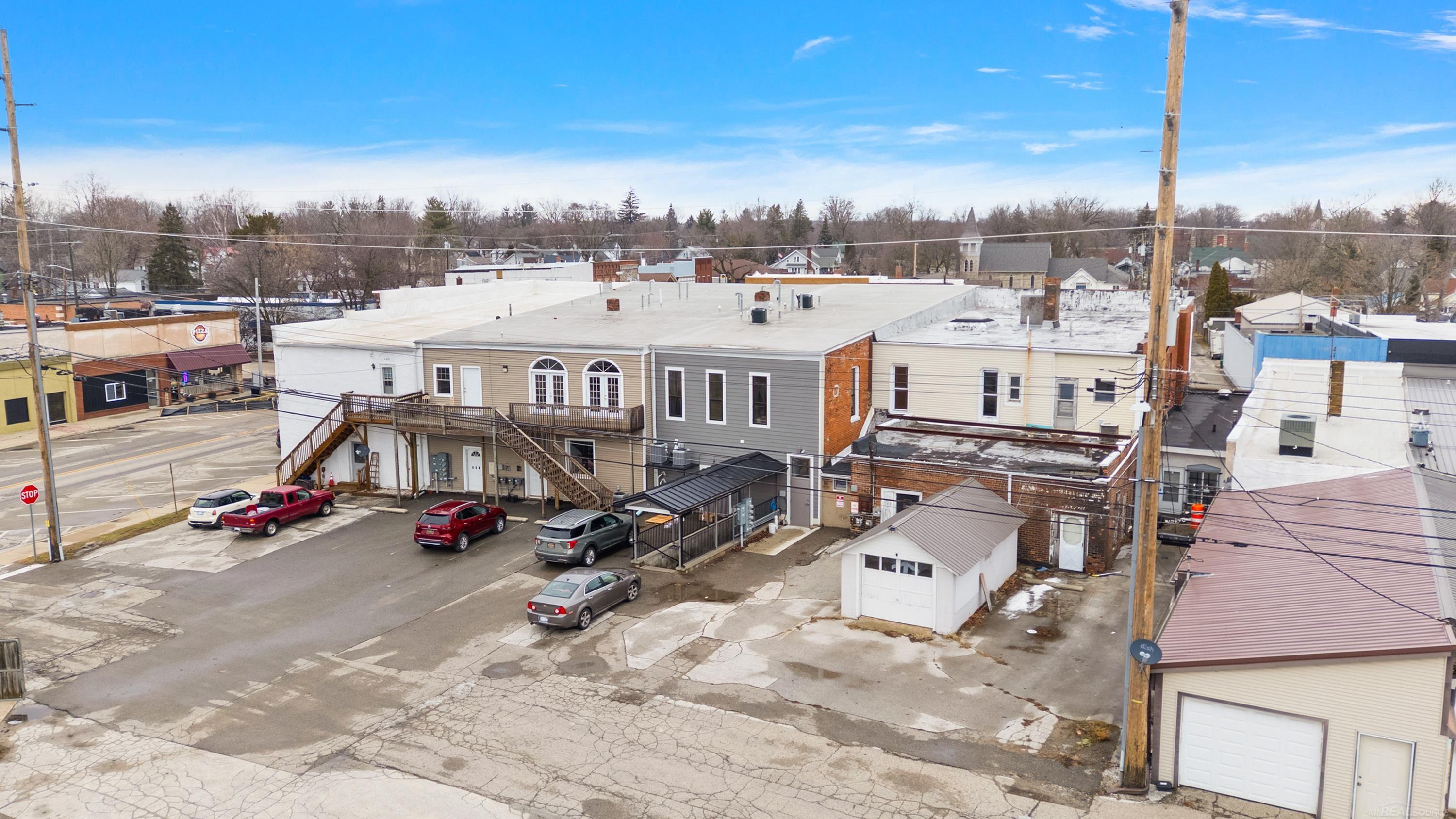 112 E Third Street photo 3