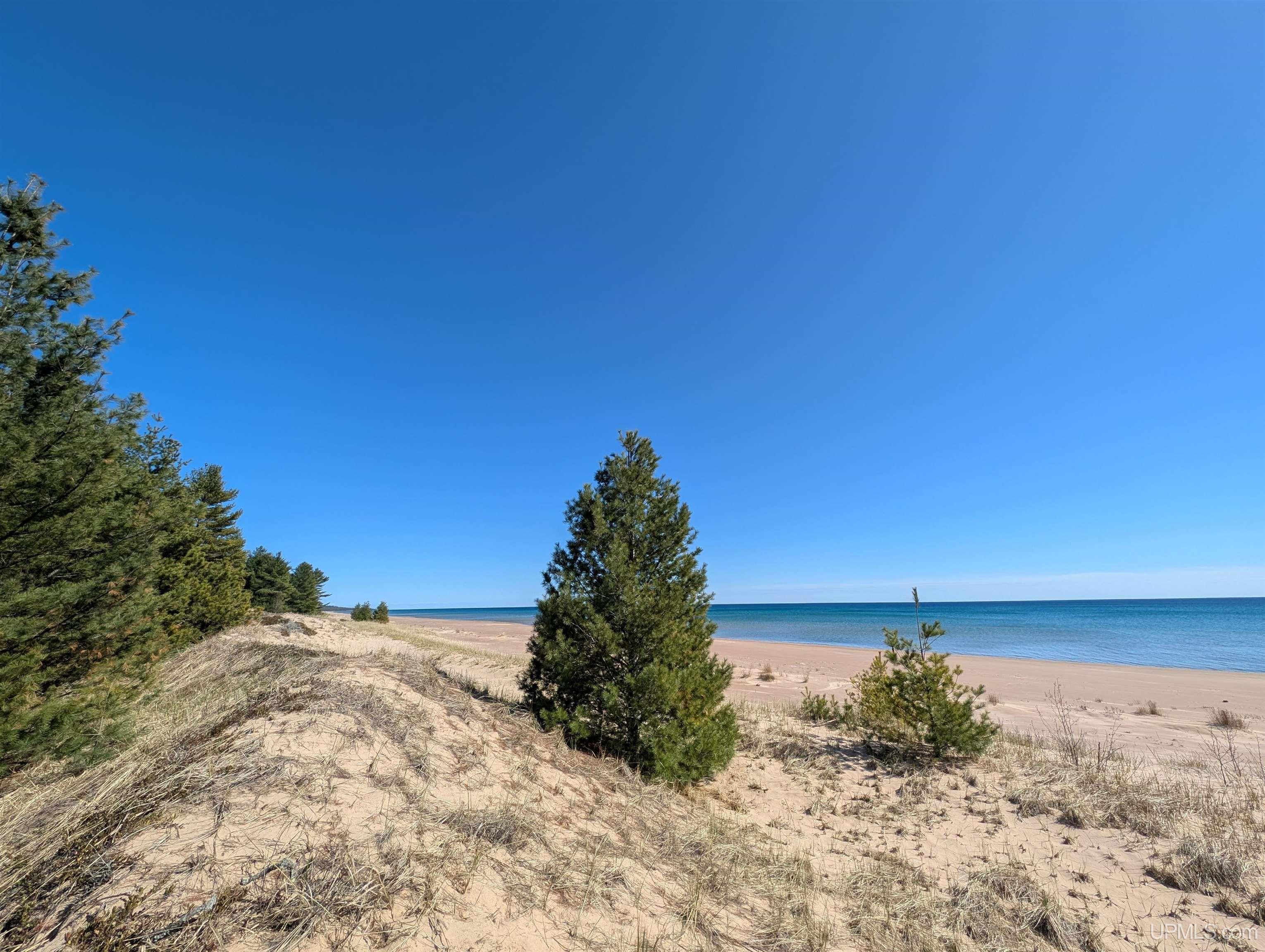 463 FF Top O' The Lake Road, Gulliver, MI, 49840