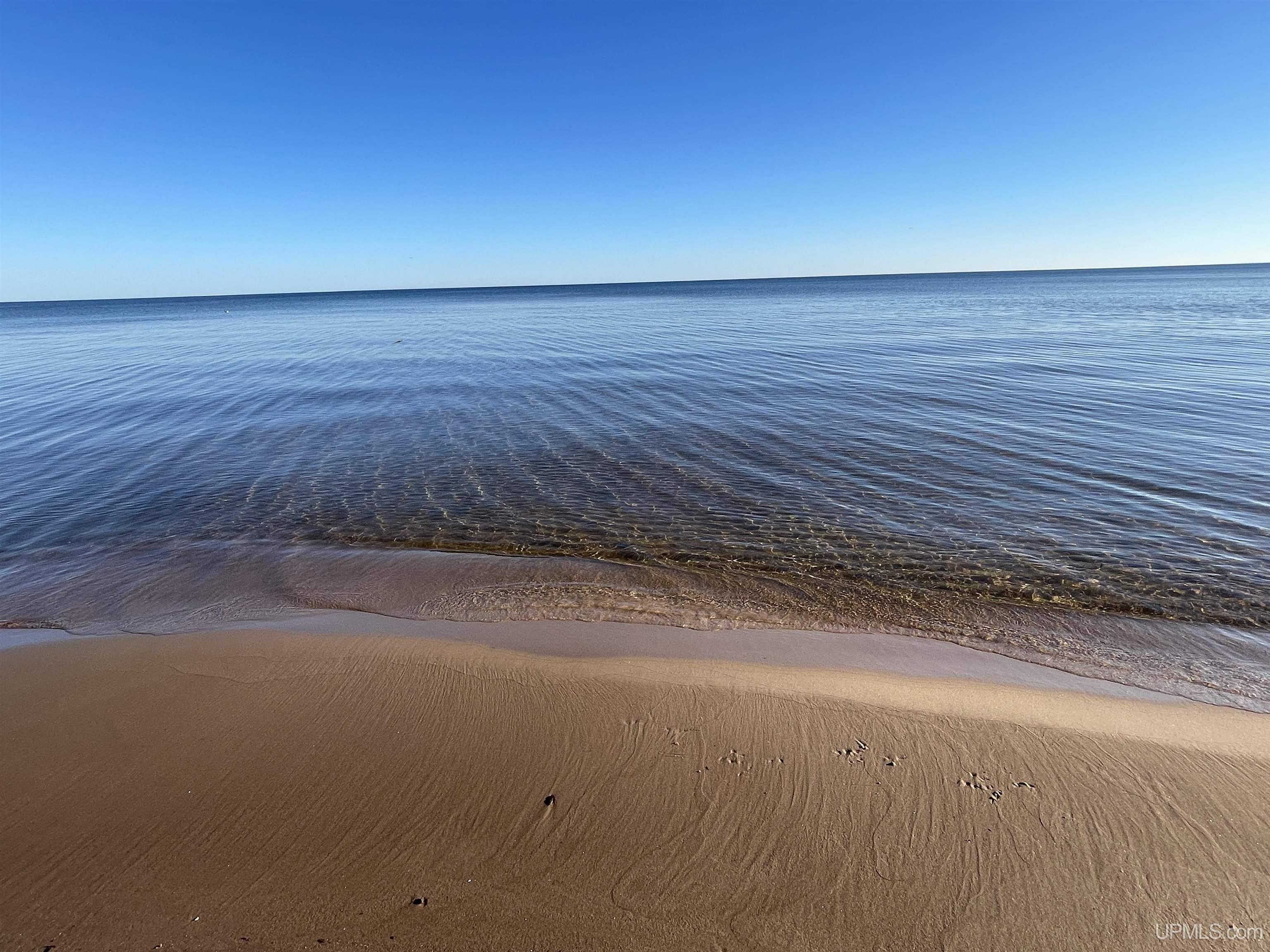 463 FF Top O' The Lake Road, Gulliver, MI, 49840