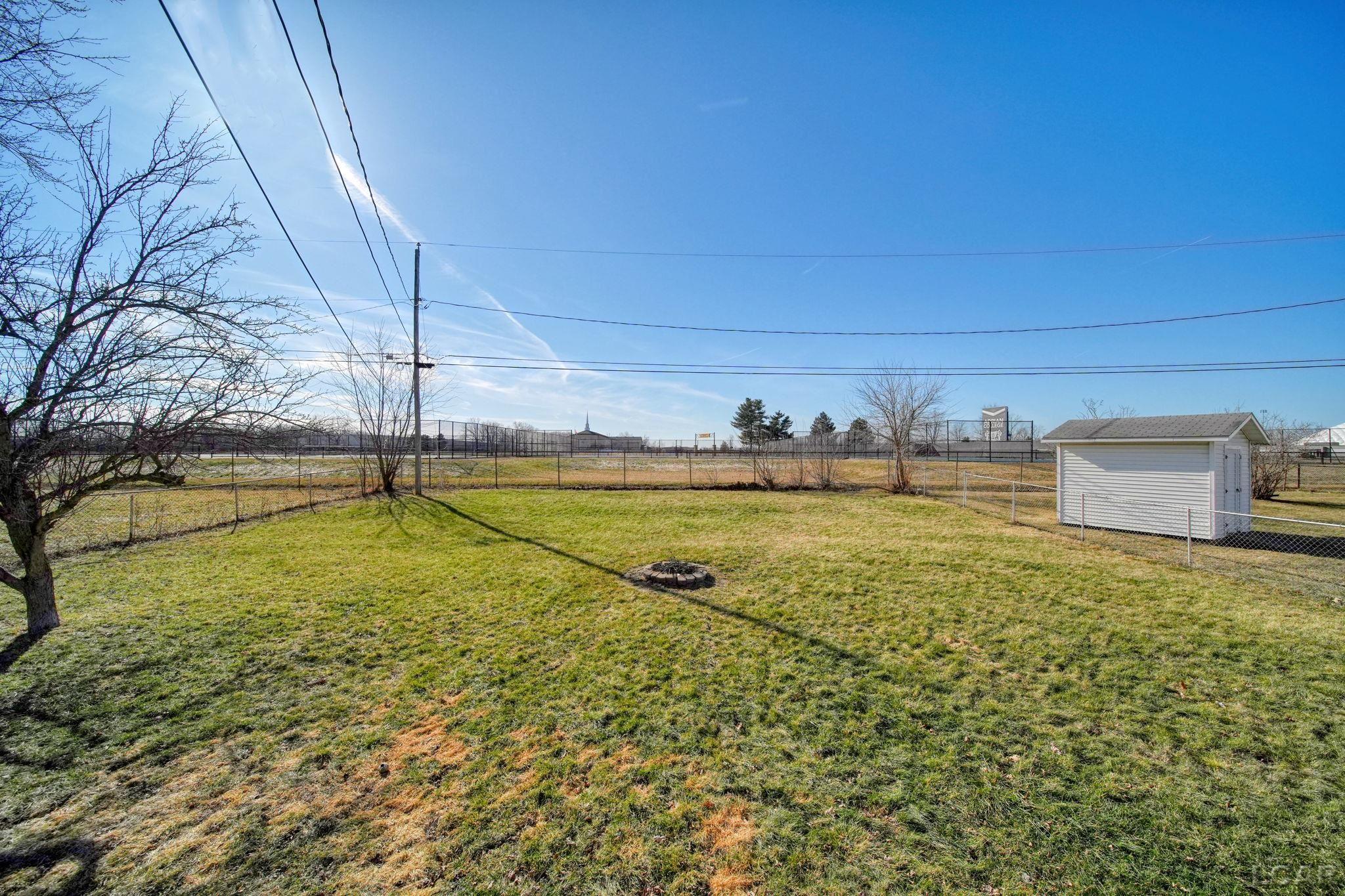 107 Renfrew Avenue, Adrian, MI, 49221